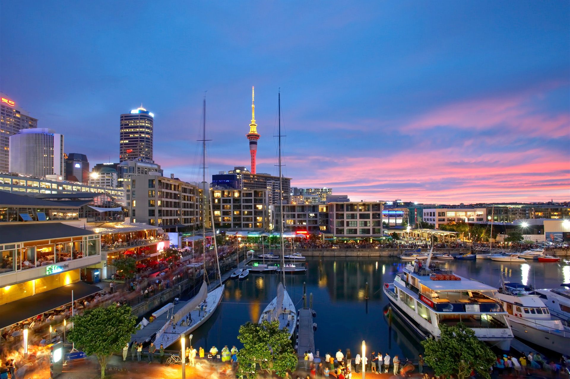 sunset-at-viaduct-harbour_78089.jpg