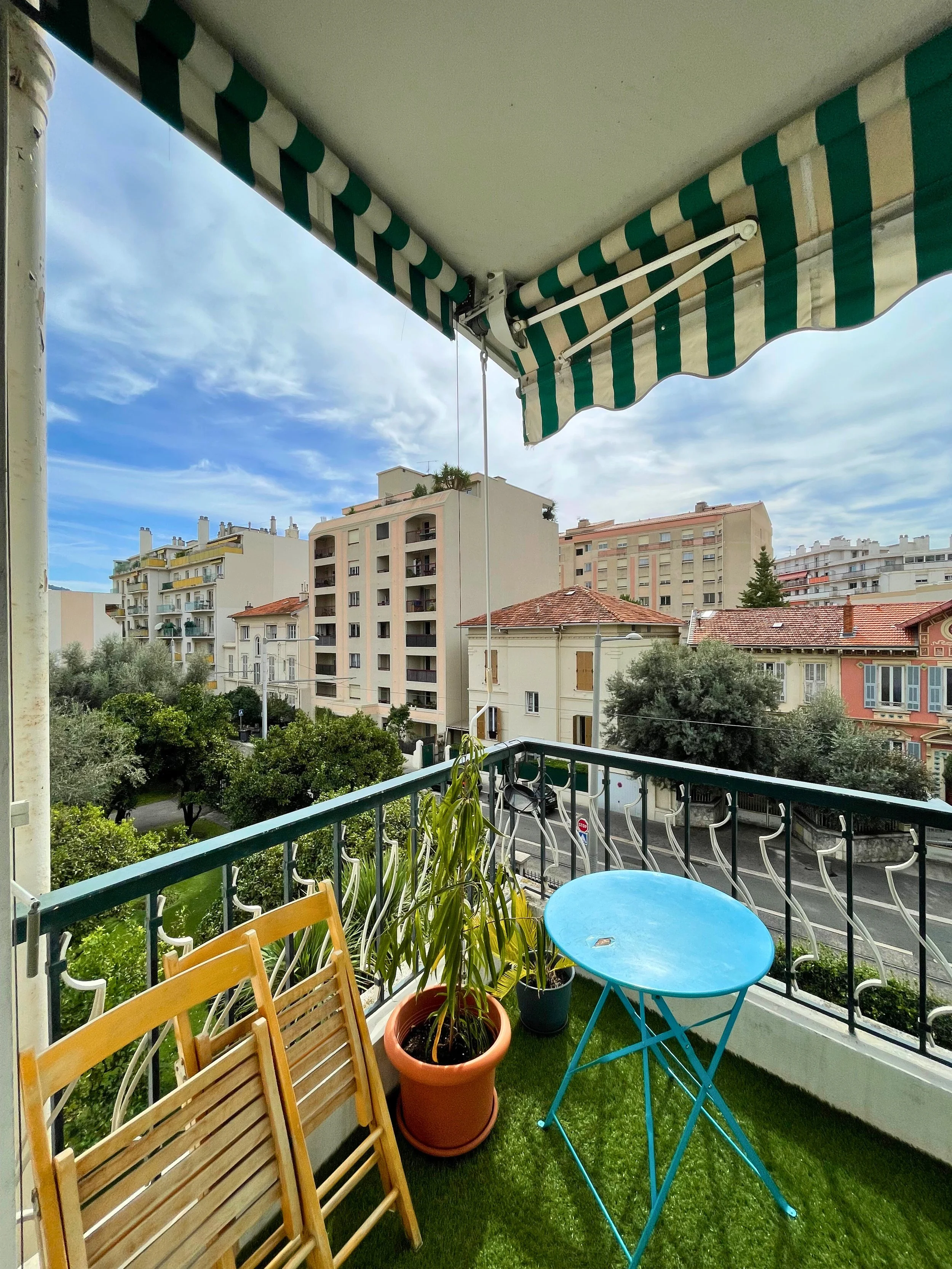 Terrasse 2 .jpg