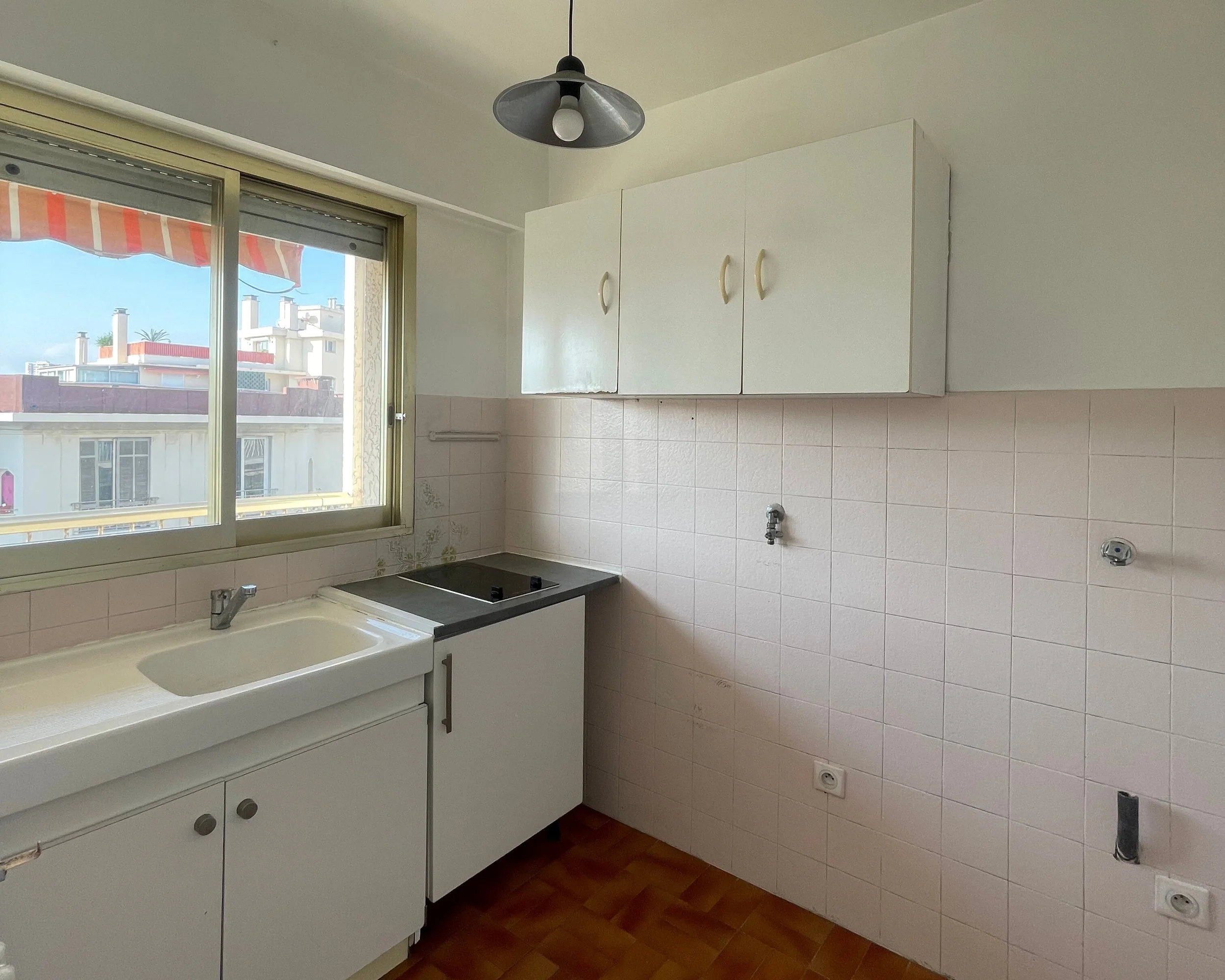 3e81ffd7-5f44-42bd-948e-c58457d923b9.jpg