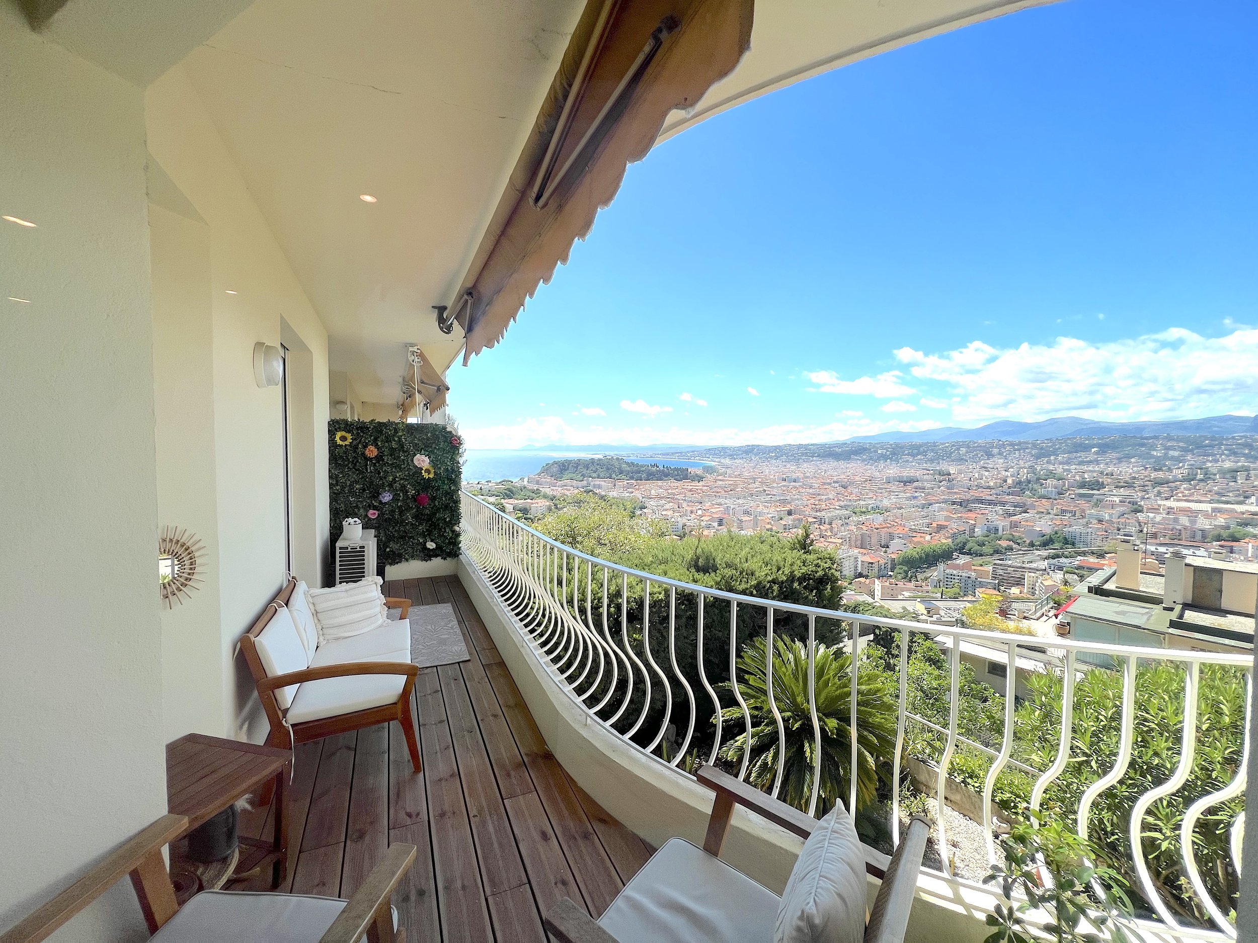 Terrasse 1.jpg