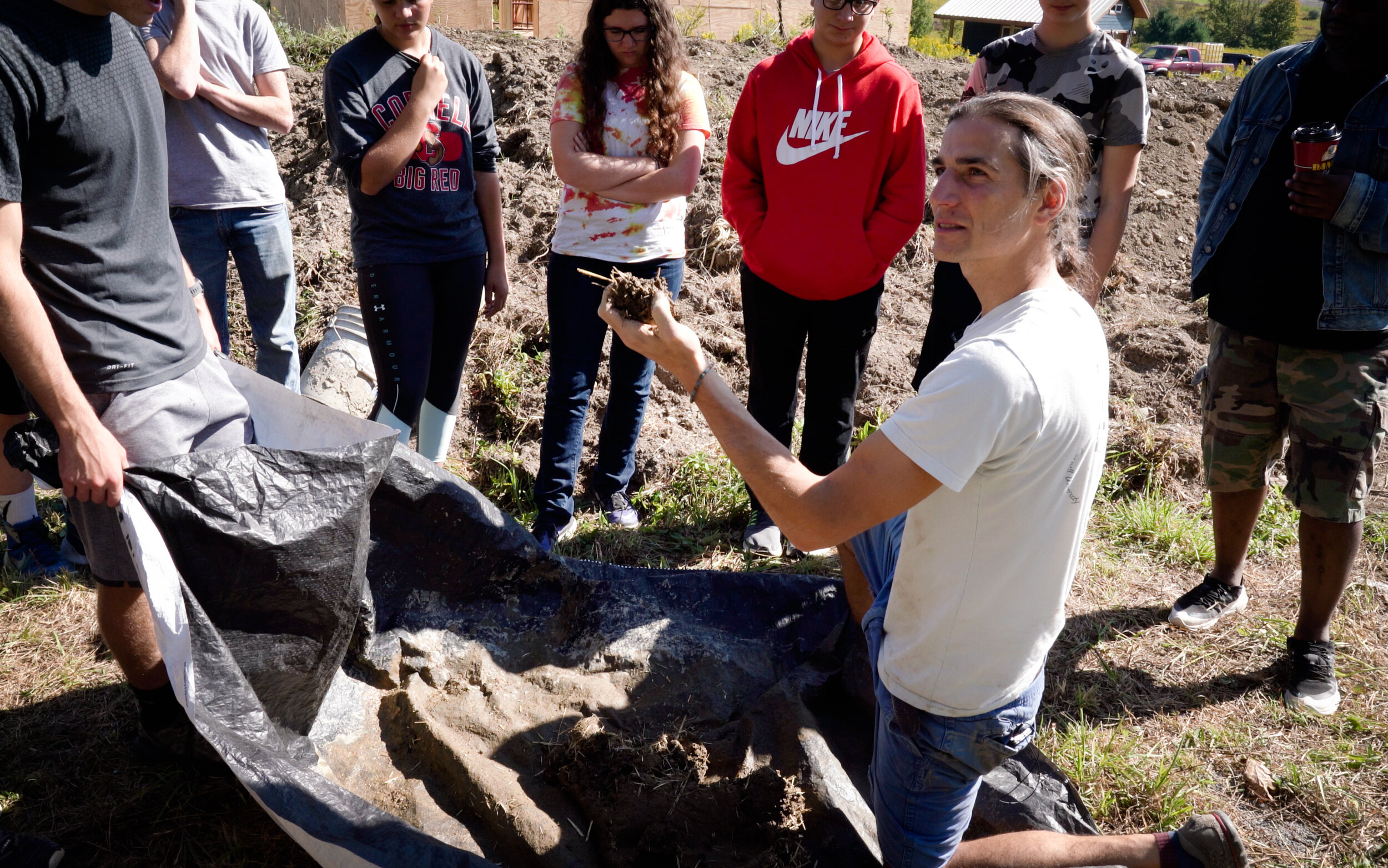 Showing the cob to students.jpg