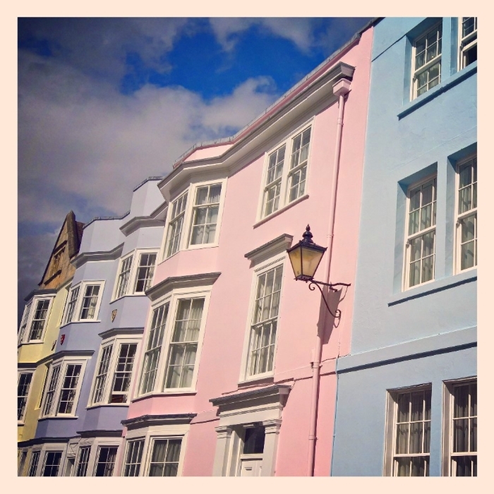 Holywell Street