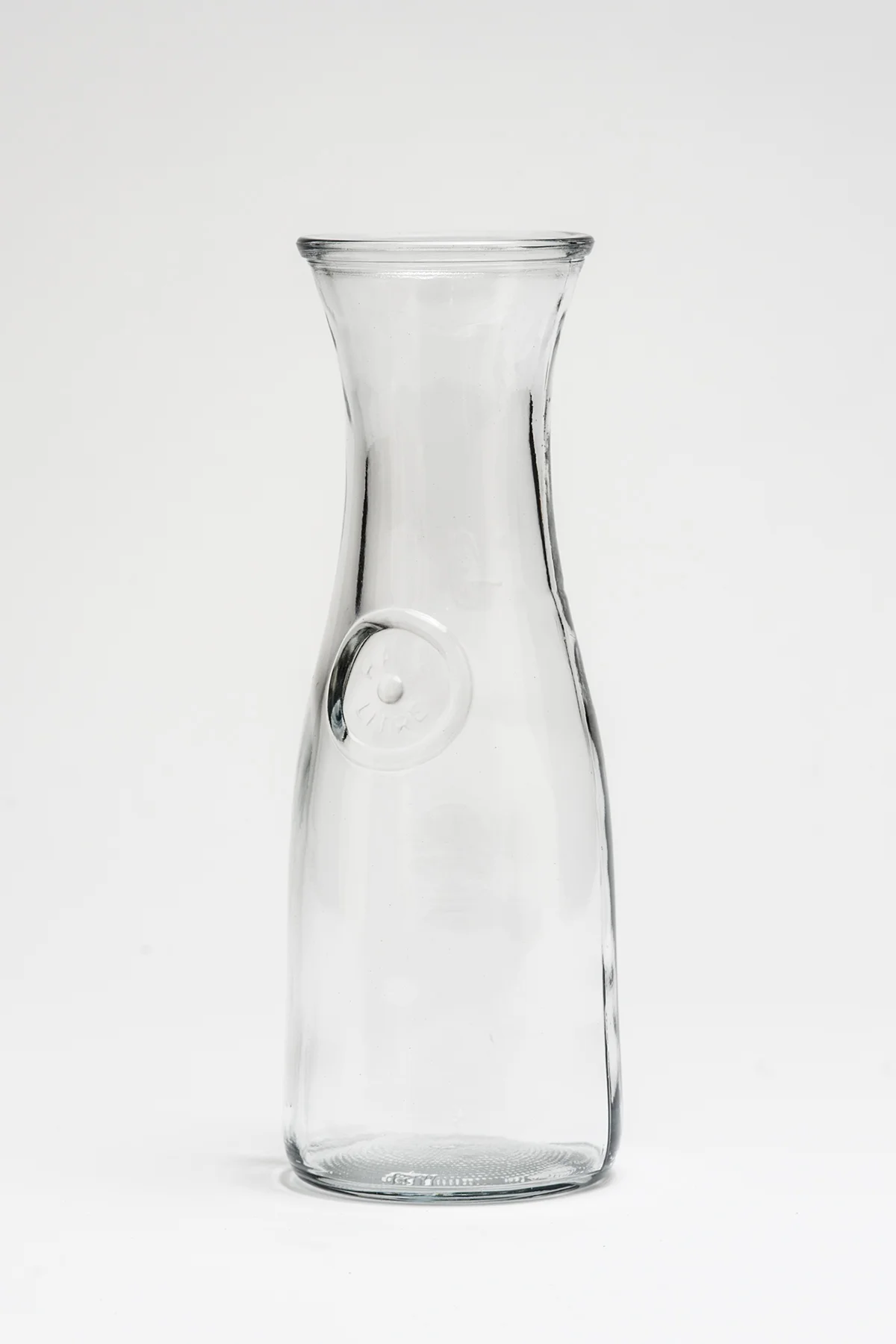 Half Carafe 500 mlHeight 9" &nbsp;Width 3 1/4" &nbsp;Top Opening 3"$3.00
