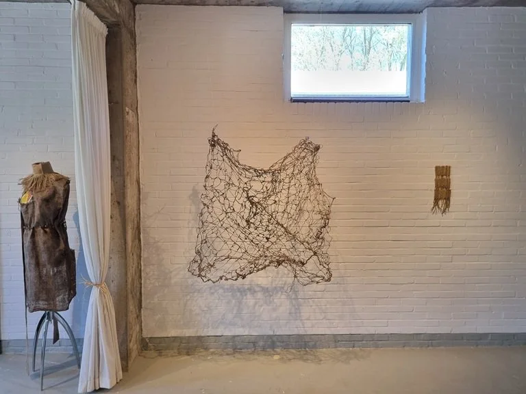 026 expositie werk Lea, Lea, Flos