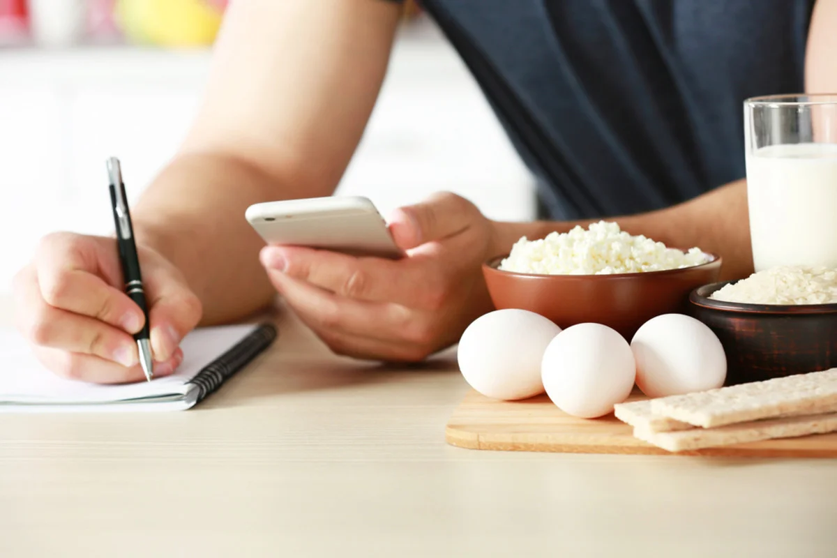 nutrition-coach-counting-calories.jpg