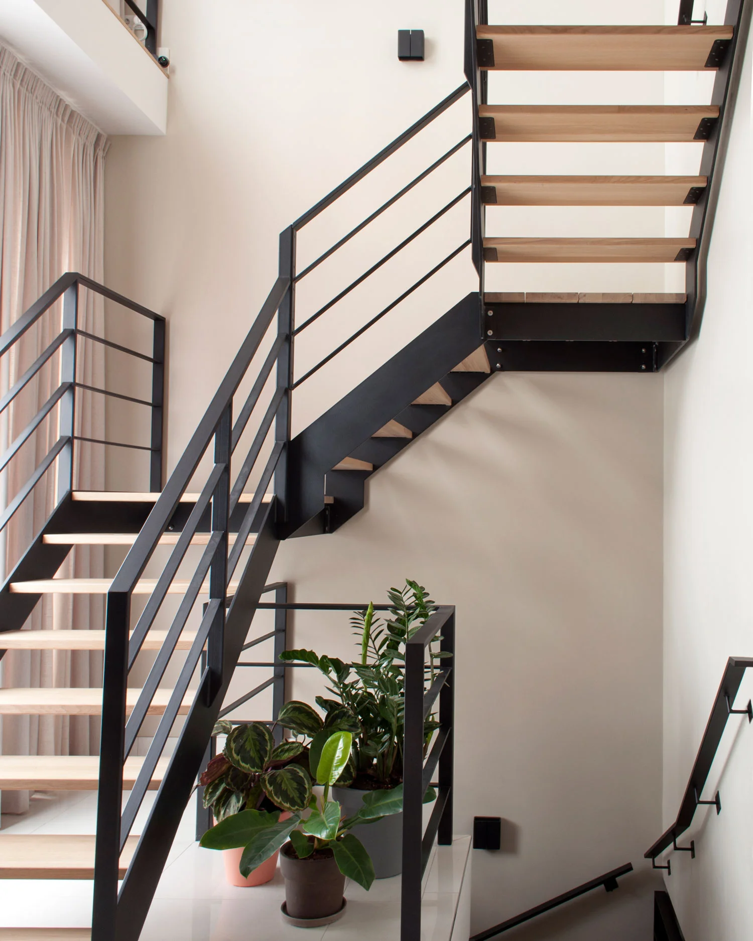 Interior-Design-Staircase-by-Matter-of-Space.jpg