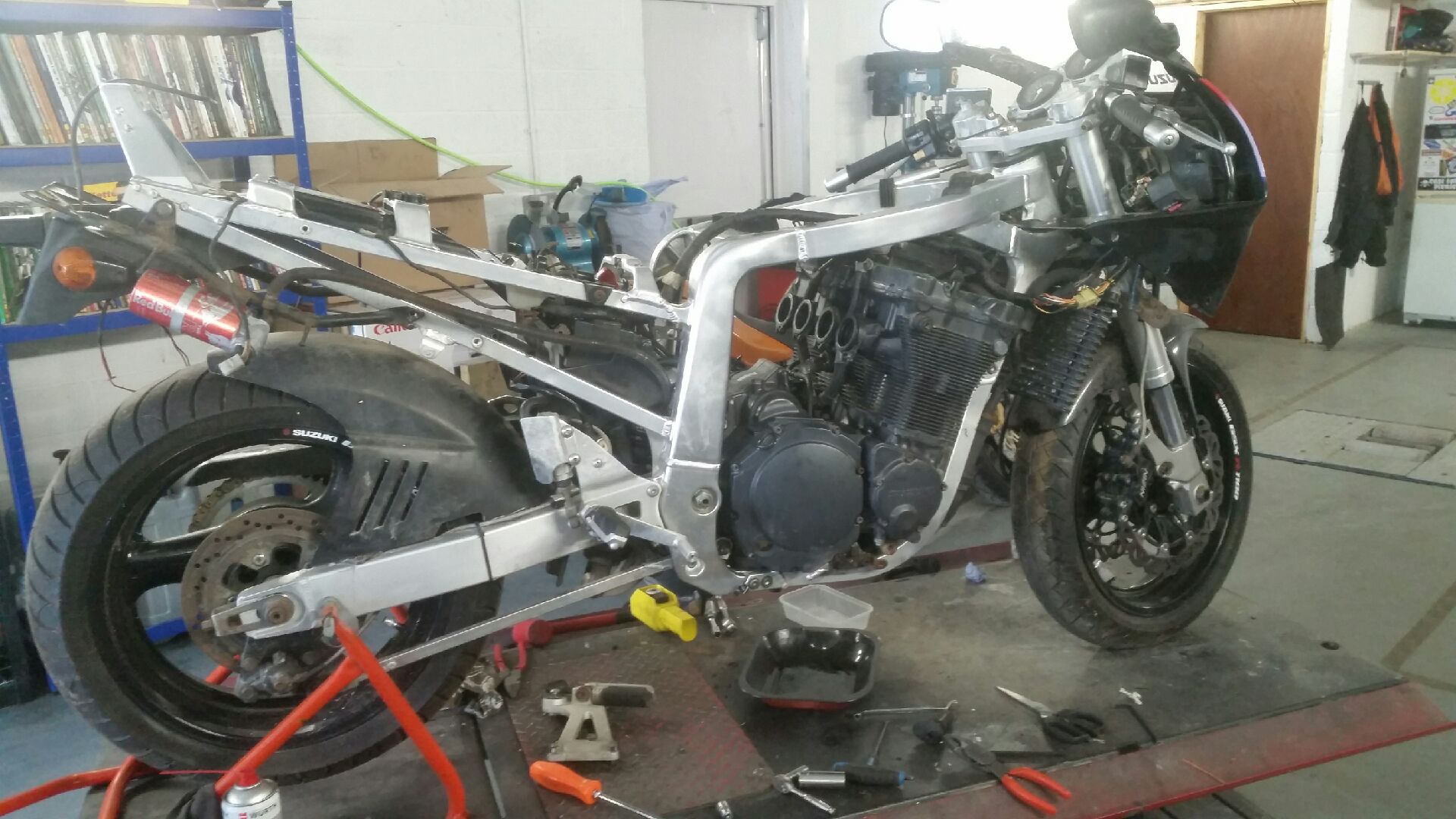 GSXR 1100M waiting for pipe.jpeg