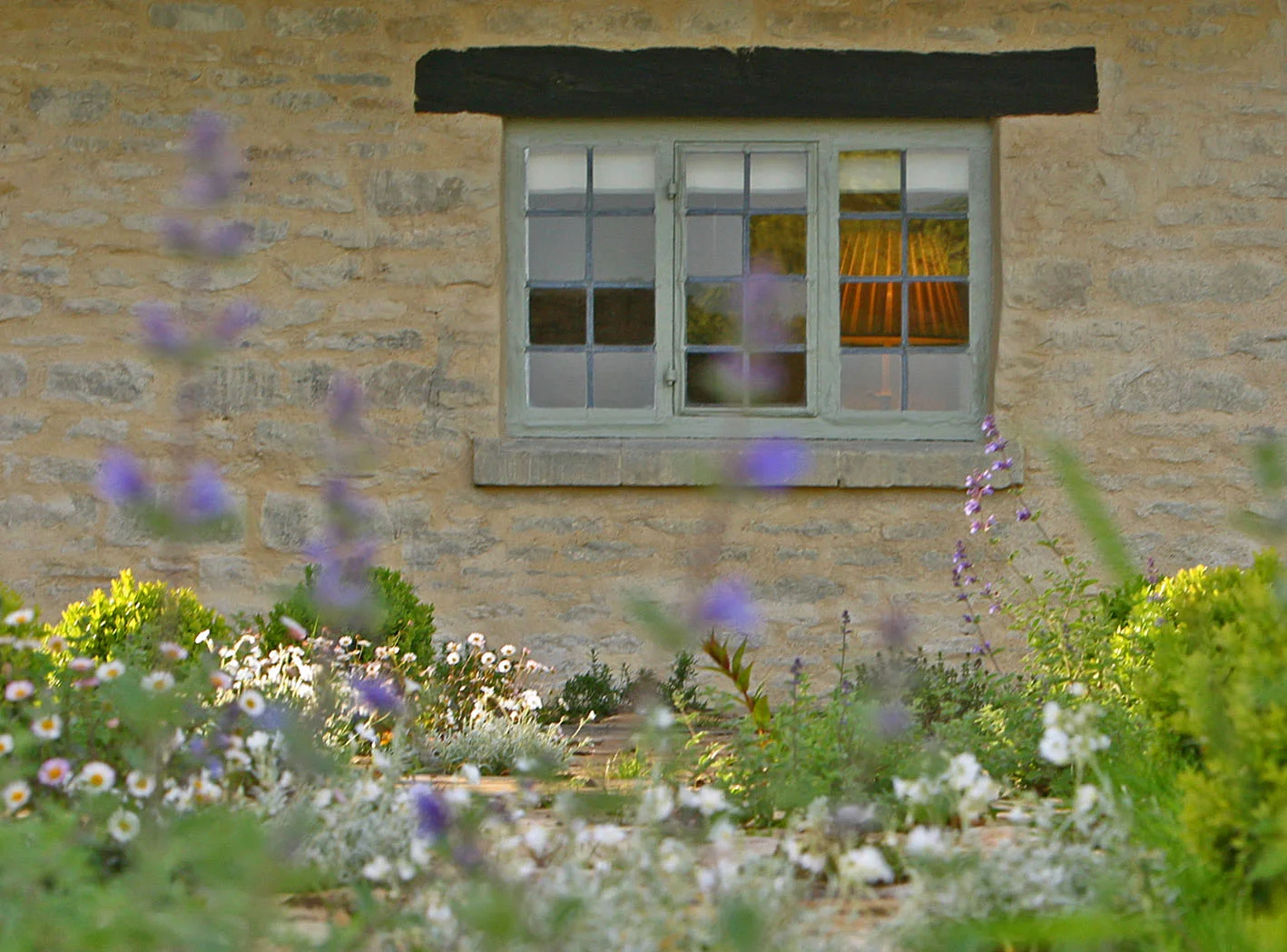 Cottage path.jpg