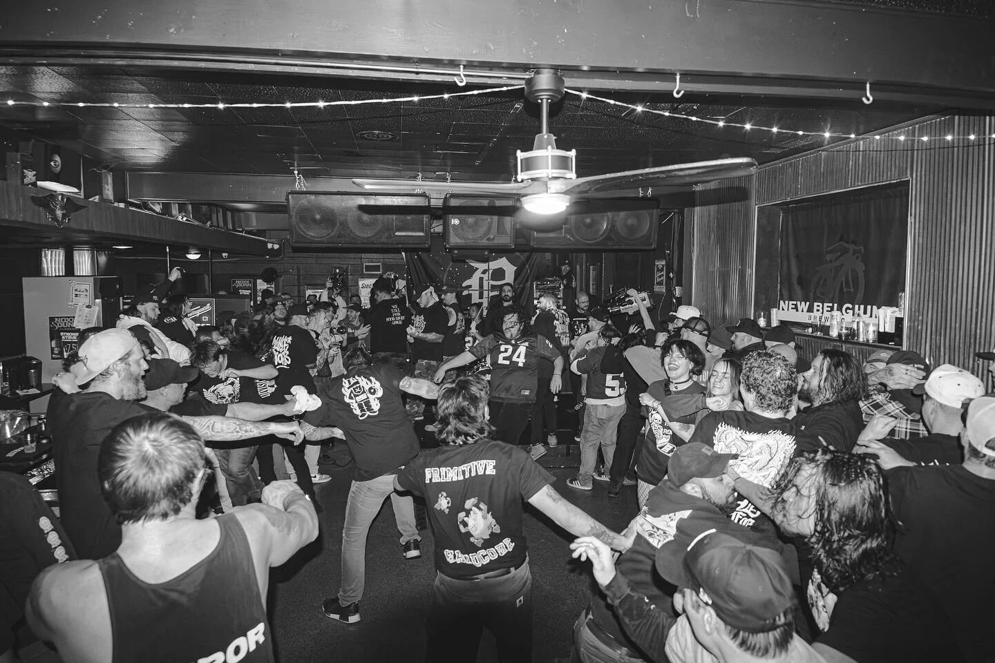 Friday night fish fry turned into Friday night beat down @partsandlaborbar

@dbloc_hardcore 
@xeogx 
@vigilante_hc 
 2/23/24