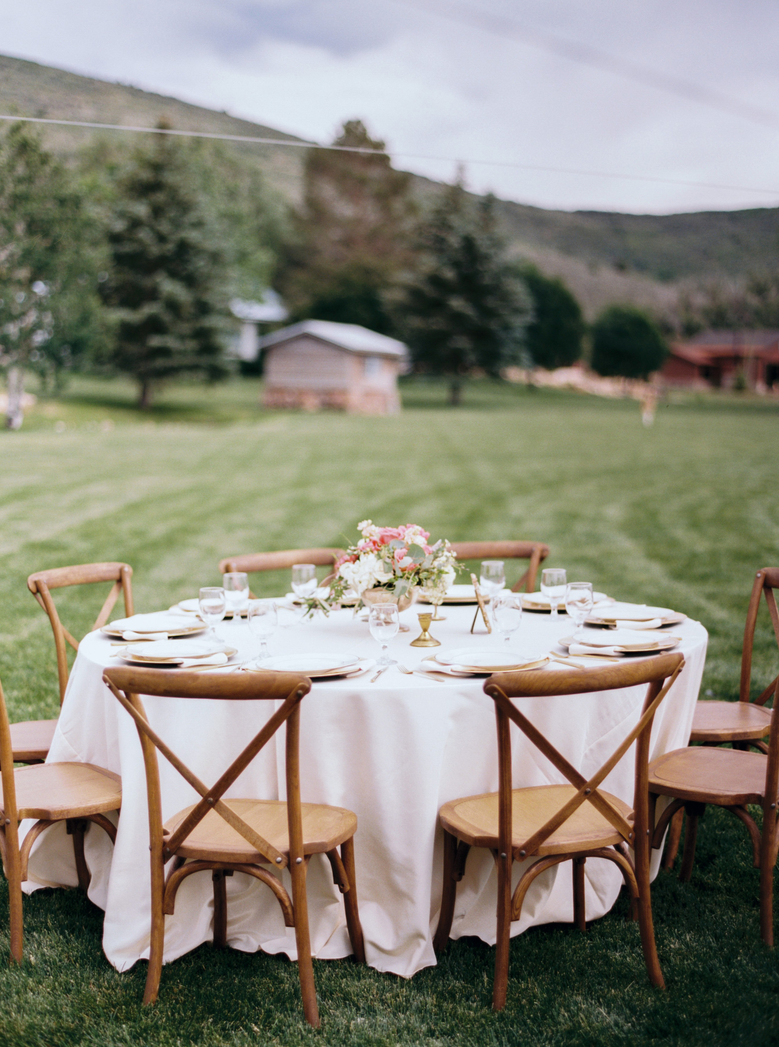 Blush and Gold Rustic High Star Ranch Wedding | Michelle Leo Events | Jacque Lynn Photography