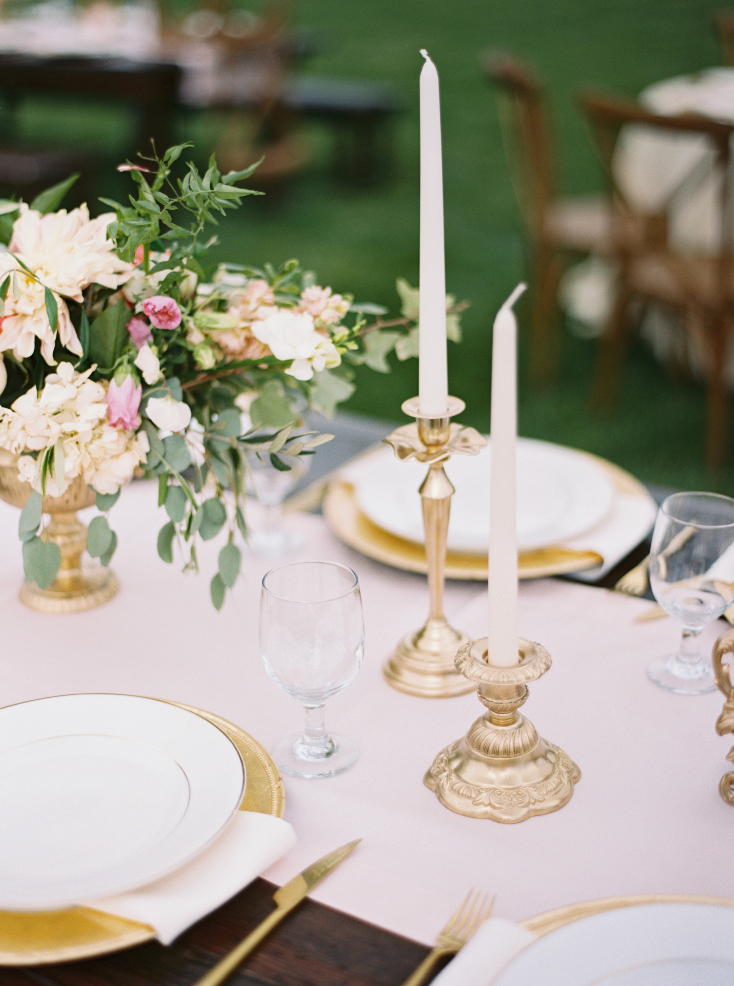 Blush and Gold Rustic High Star Ranch Wedding | Michelle Leo Events | Jacque Lynn Photography