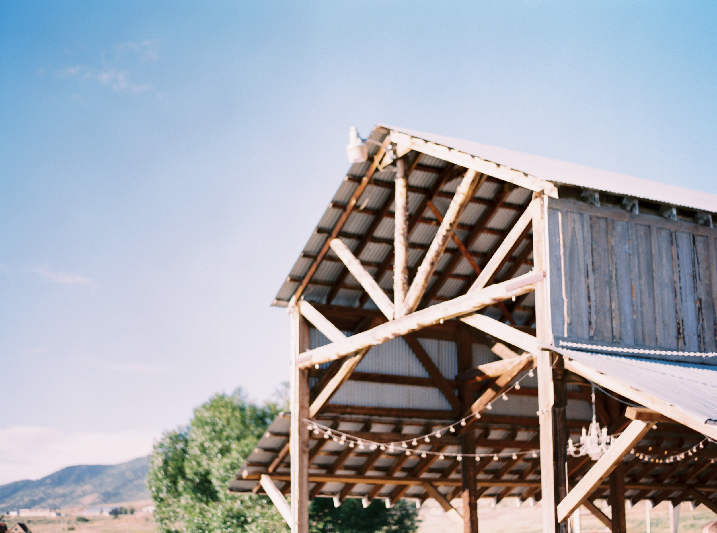 Blush and Gold Rustic High Star Ranch Wedding | Michelle Leo Events | Jacque Lynn Photography