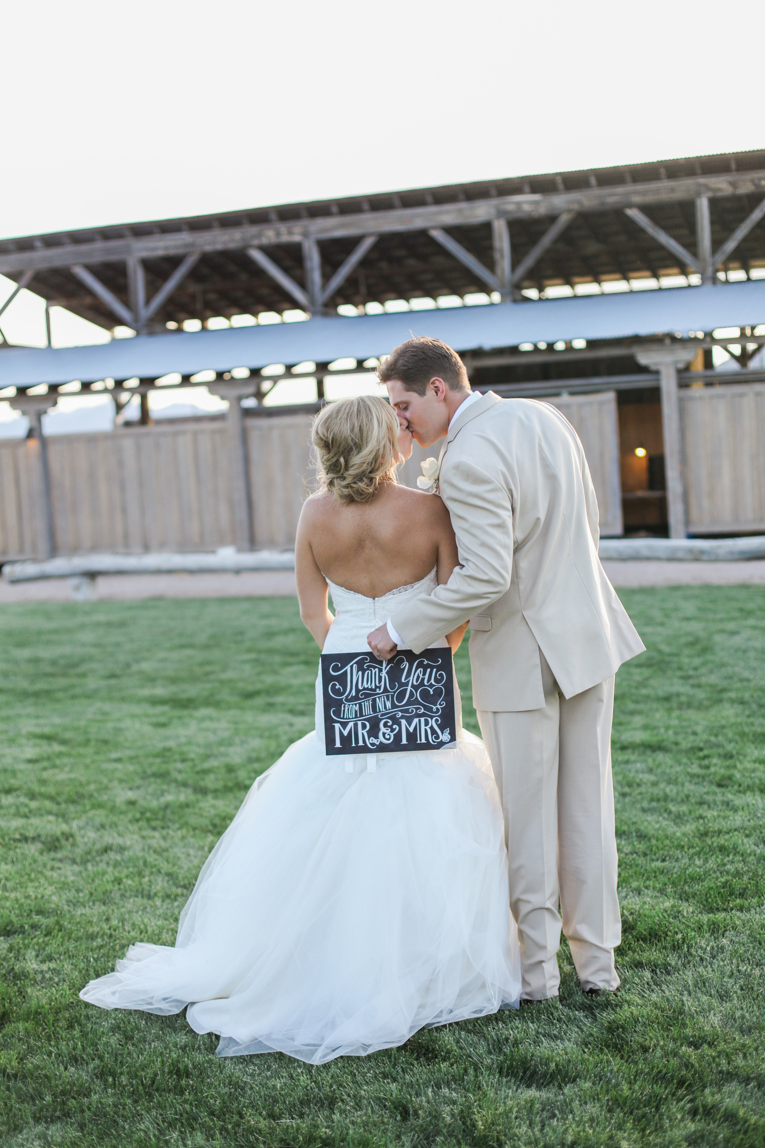 Blush and Gold Rustic High Star Ranch Wedding | Michelle Leo Events | Jacque Lynn Photography