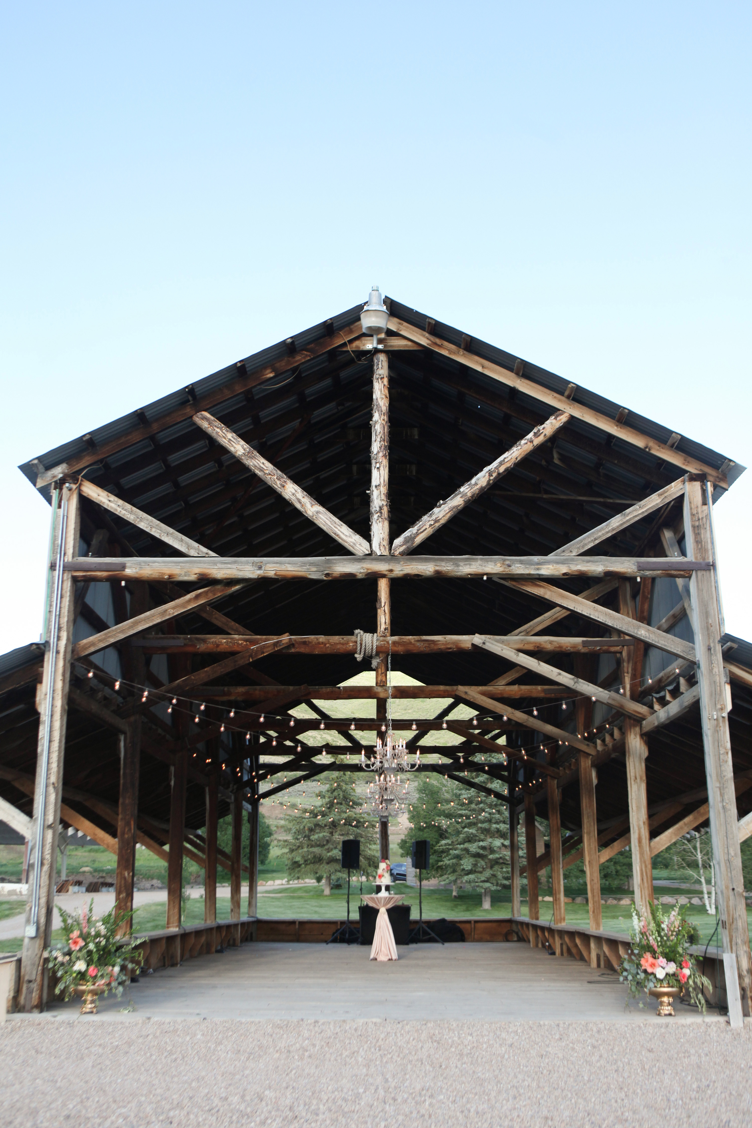 Blush and Gold Rustic High Star Ranch Wedding | Michelle Leo Events | Jacque Lynn Photography