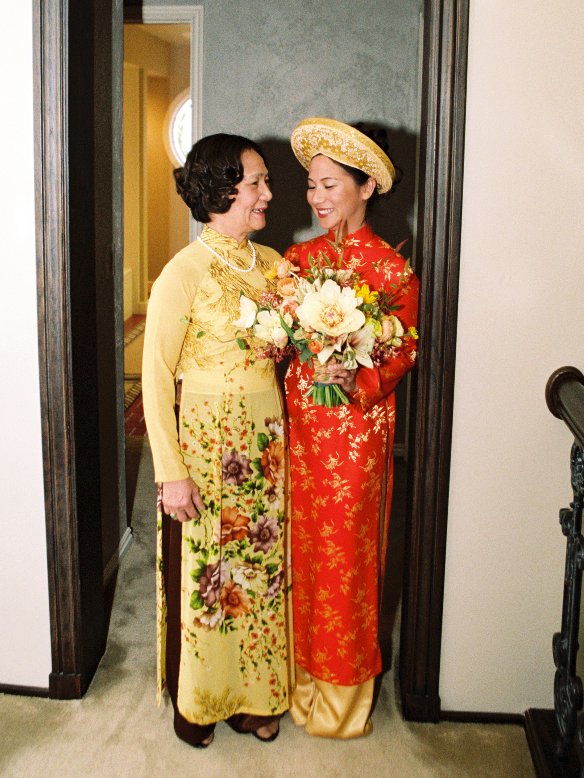 Traditional Vietnamese Tea Ceremony and Organic Backyard Wedding | Michelle Leo Events