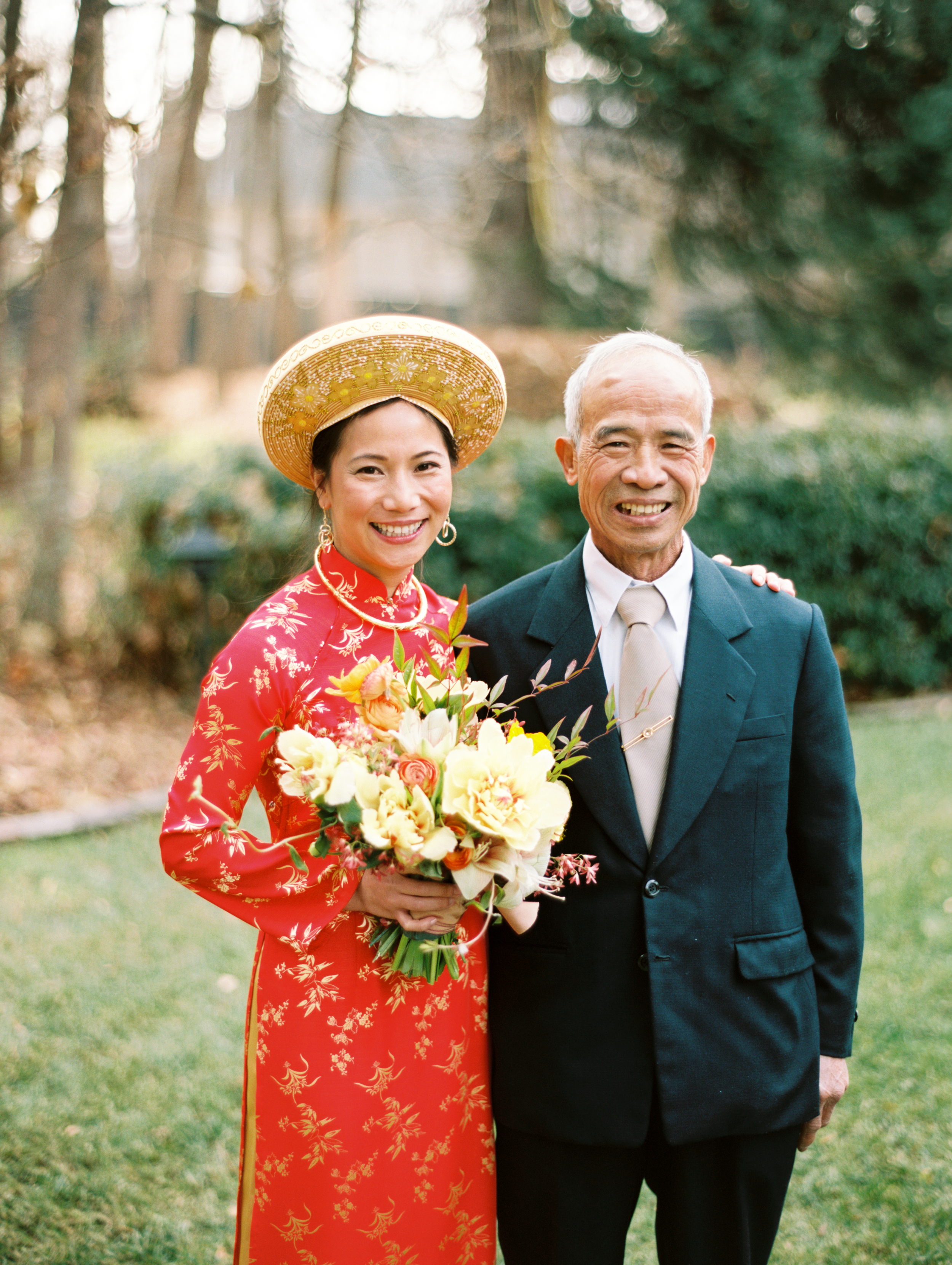 Traditional Vietnamese Tea Ceremony and Organic Backyard Wedding | Michelle Leo Events
