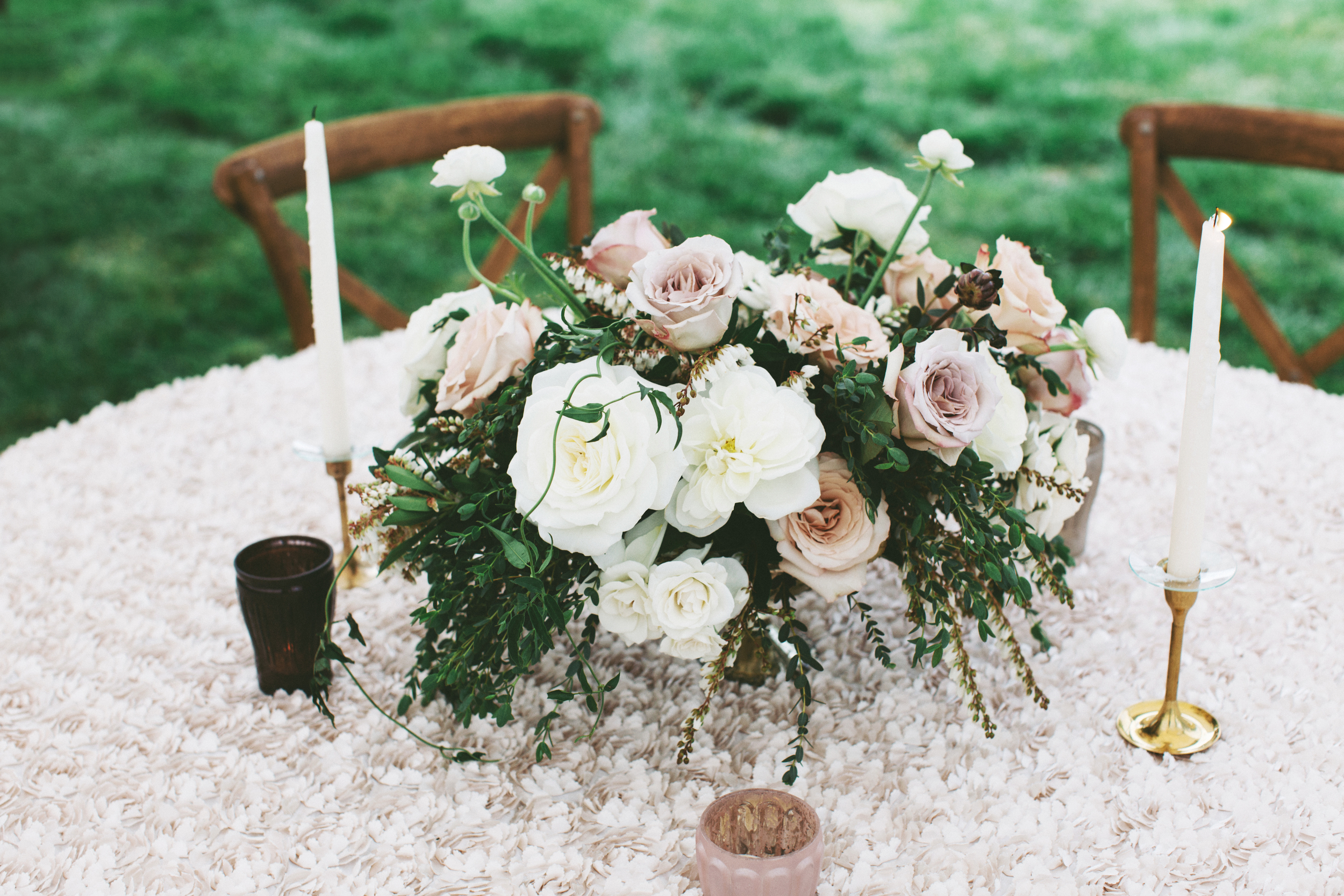 Blush and Plum Summer Wedding | Backyard Wedding | Salt Lake City Temple Wedding | Michelle Leo Events | Utah Event Planner and Designer | Alixann Loosle Photography 