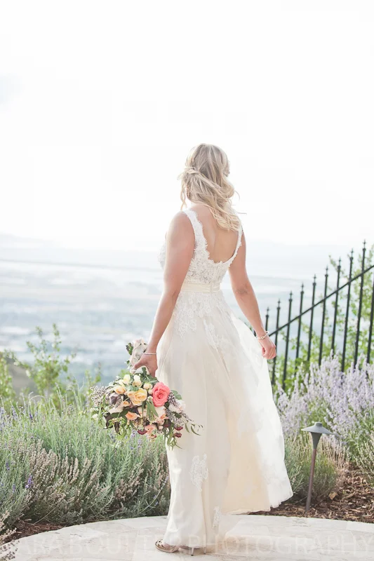 Backyard Summer Nuptials | Backyard Wedding | Blush and Rose Gold Wedding | Michelle Leo Events | Utah Event Planner and Designer | Sara Boulter Photography