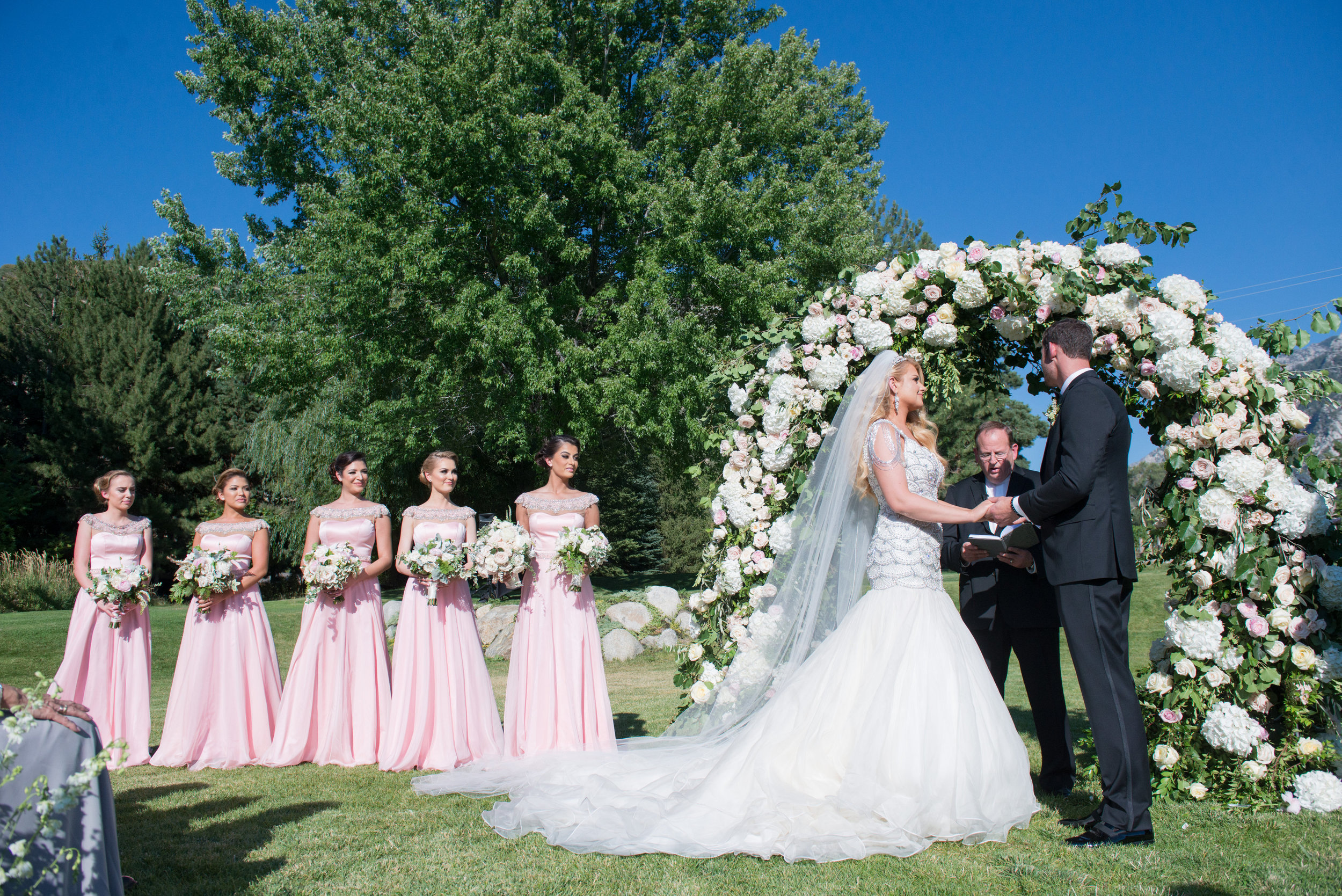 Garden Style Wedding at La Caille | La Caille Wedding | Salt Lake City Wedding | Blush Wedding | Michelle Leo Events | Utah Event Planner and Designer | McKenzie Deakins Photography