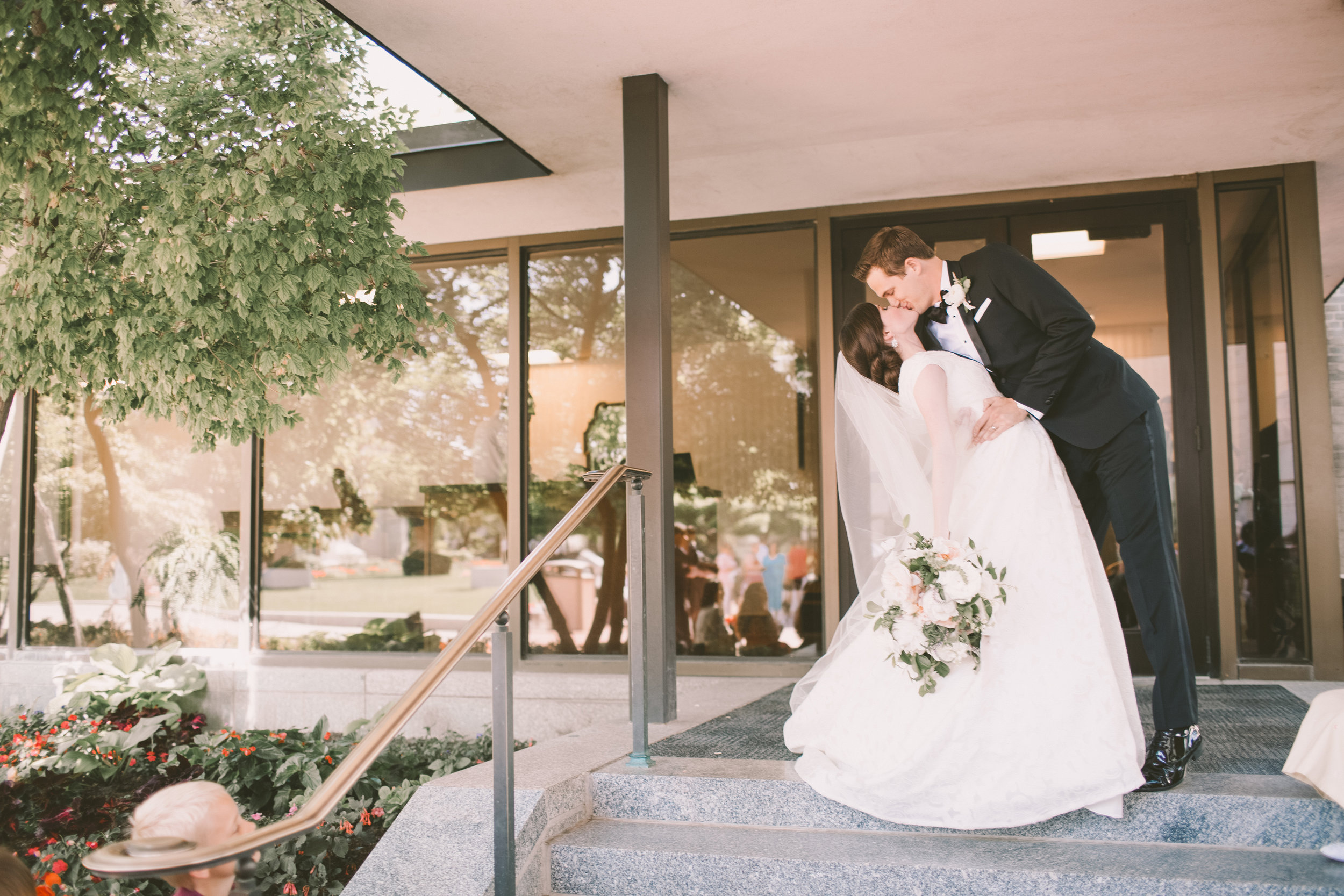 Utah State Capitol Wedding | Colorful Summer Wedding | Michelle Leo Events | Utah Event Planner and Designer | Jessica Janae Photography