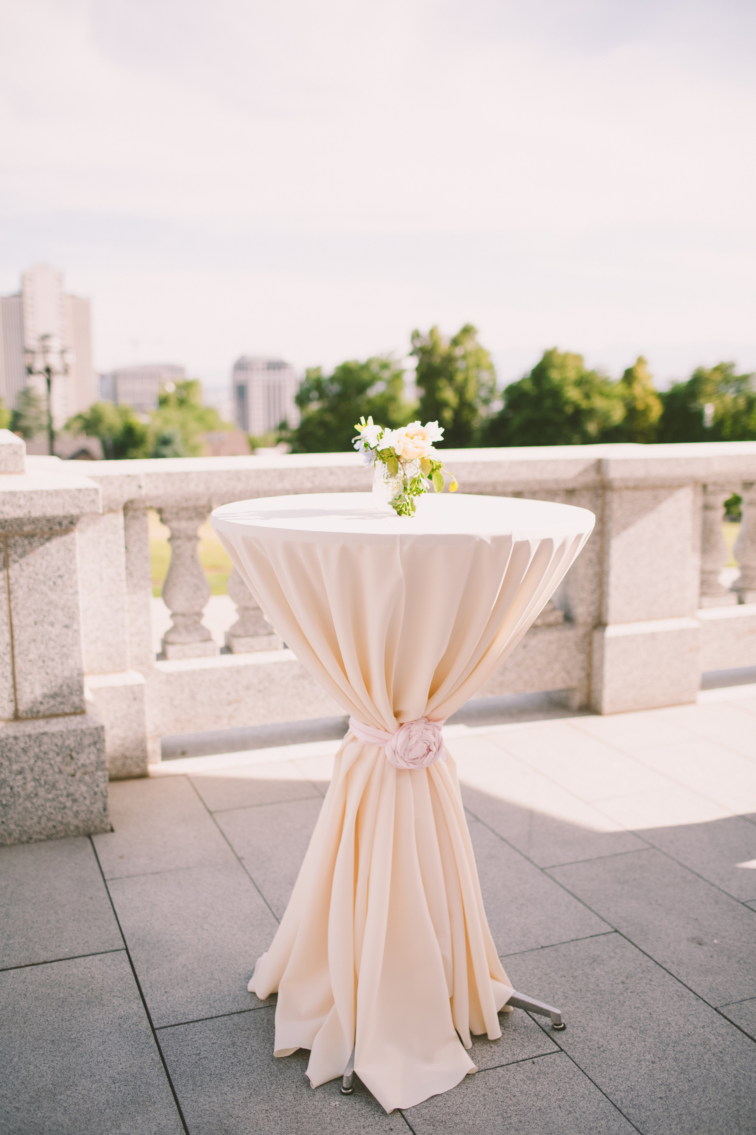 Utah State Capitol Wedding | Colorful Summer Wedding | Michelle Leo Events | Utah Event Planner and Designer | Jessica Janae Photography