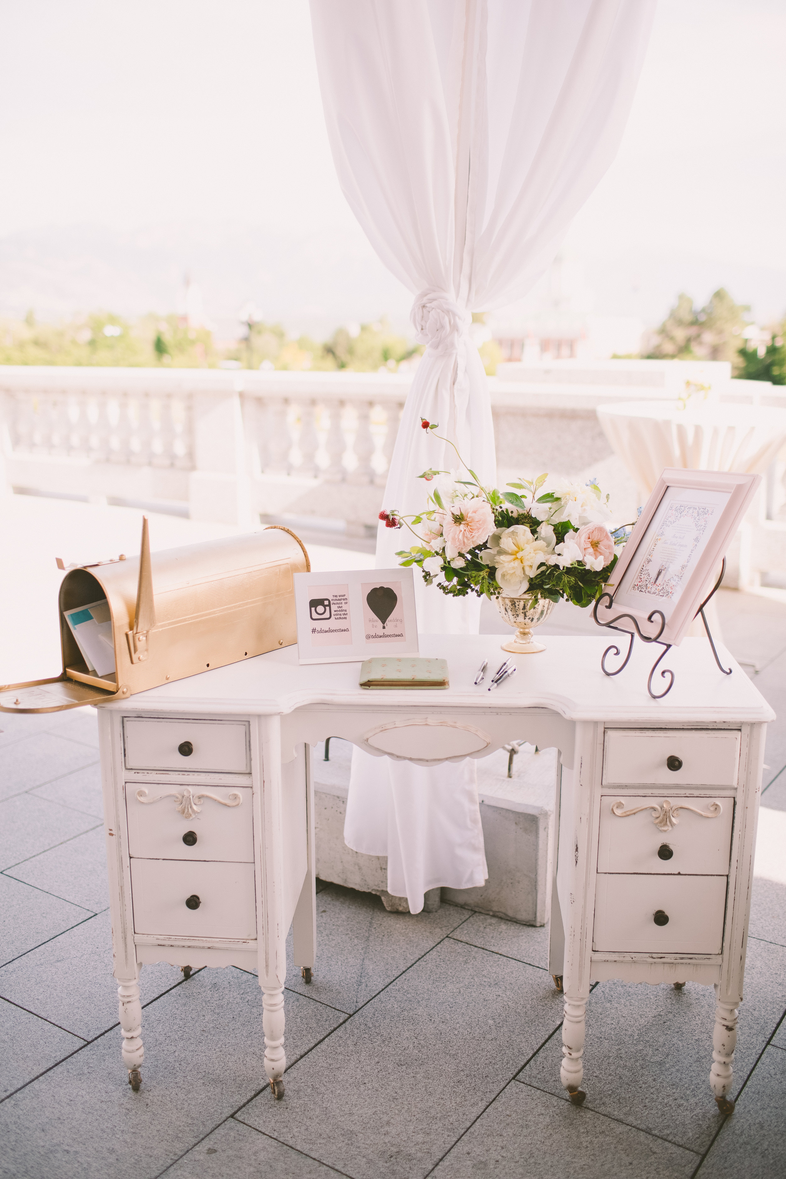 Utah State Capitol Wedding | Colorful Summer Wedding | Michelle Leo Events | Utah Event Planner and Designer | Jessica Janae Photography