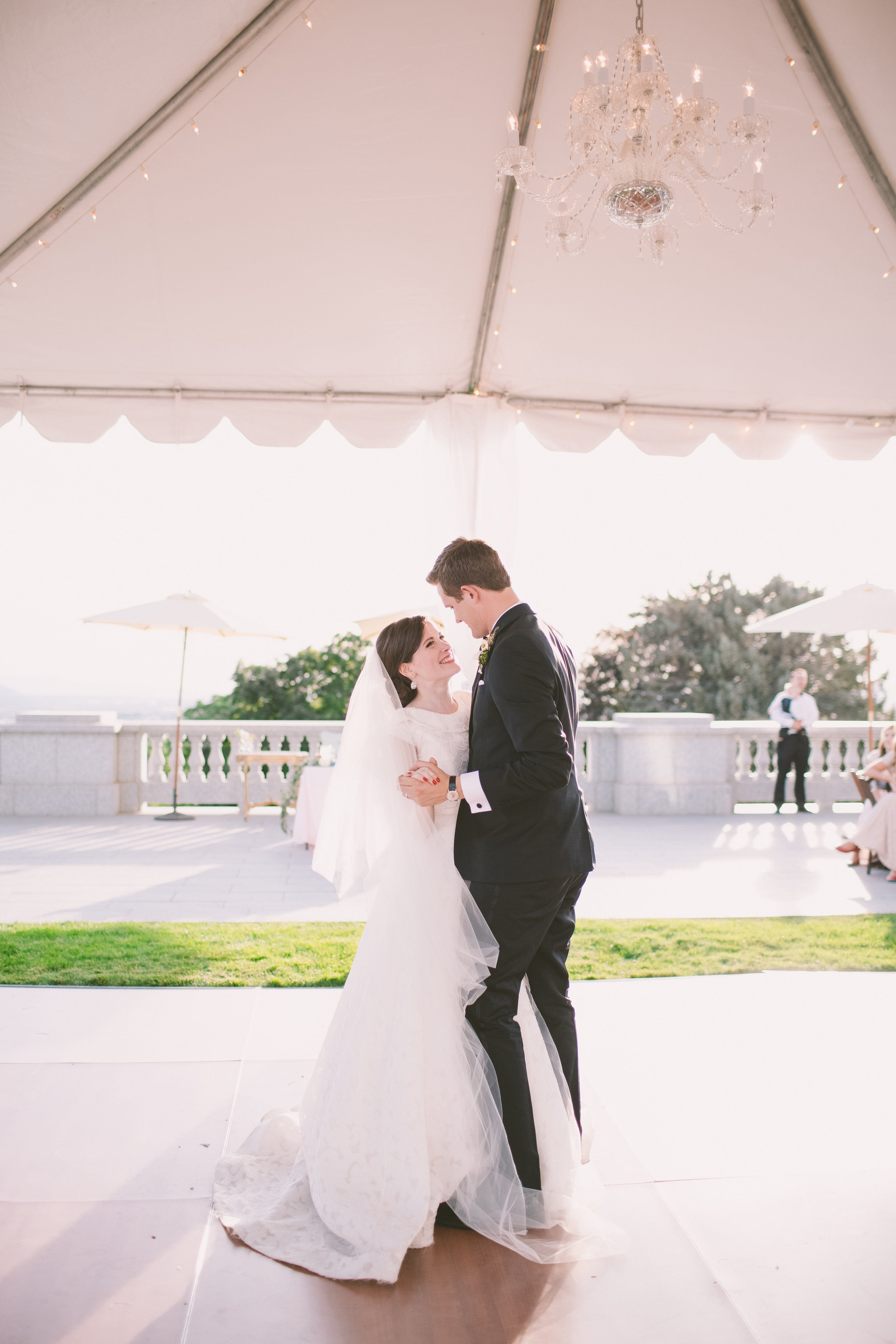 Utah State Capitol Wedding | Colorful Summer Wedding | Michelle Leo Events | Utah Event Planner and Designer | Jessica Janae Photography