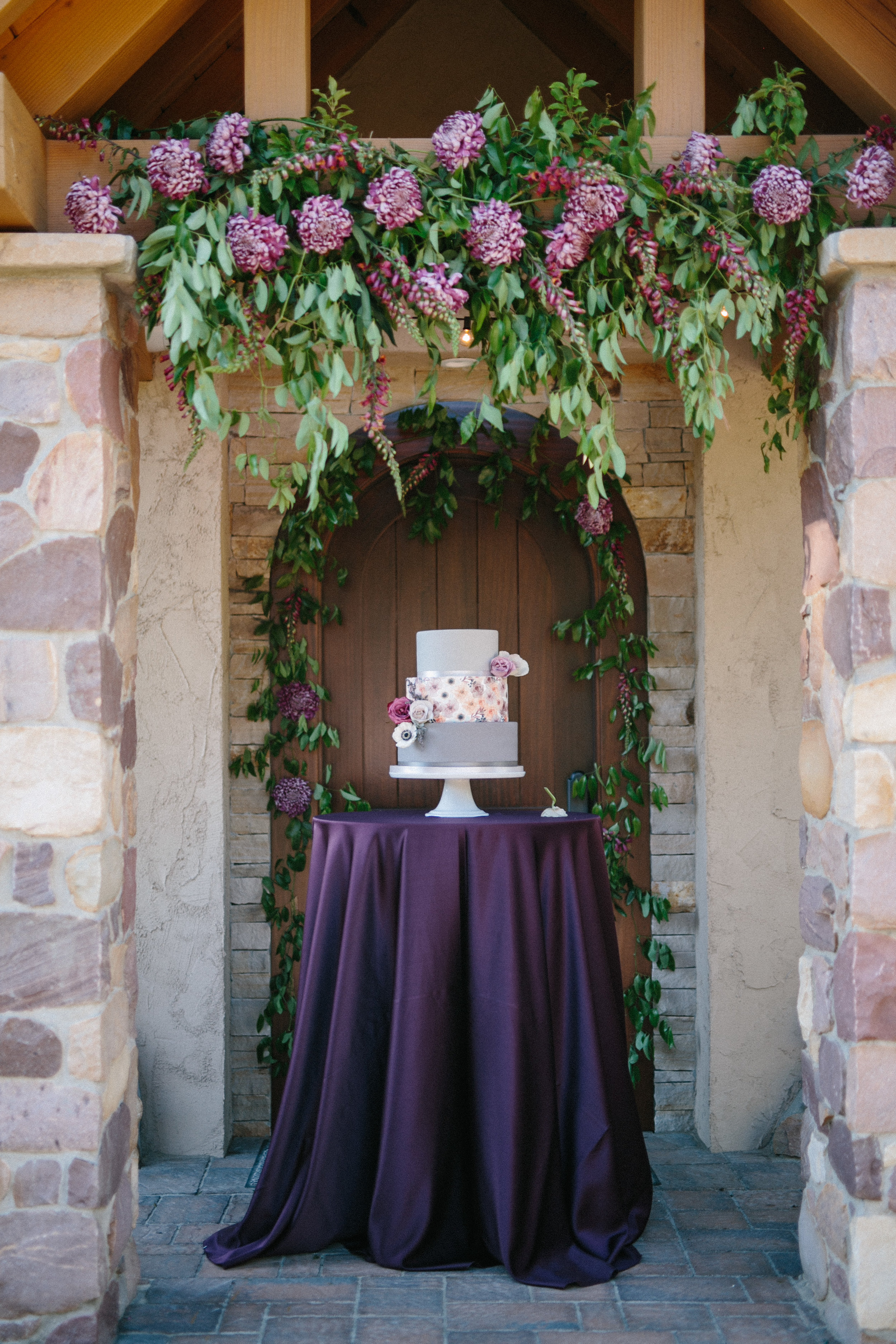 Backyard Wedding | Summer Wedding | Michelle Leo Events | Utah Event Planner and Designer | Jacque Lynn Photography