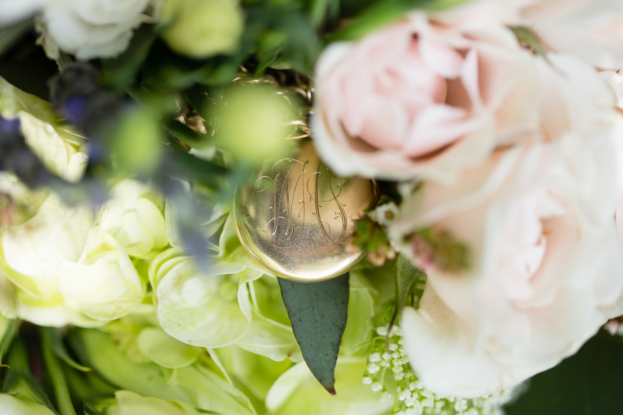 Red Butte Garden Wedding | Salt Lake City Wedding | Gold and Rose Gold Wedding | Michelle Leo Events | Utah Event Planner and Designer | Melissa Kelsey Photography