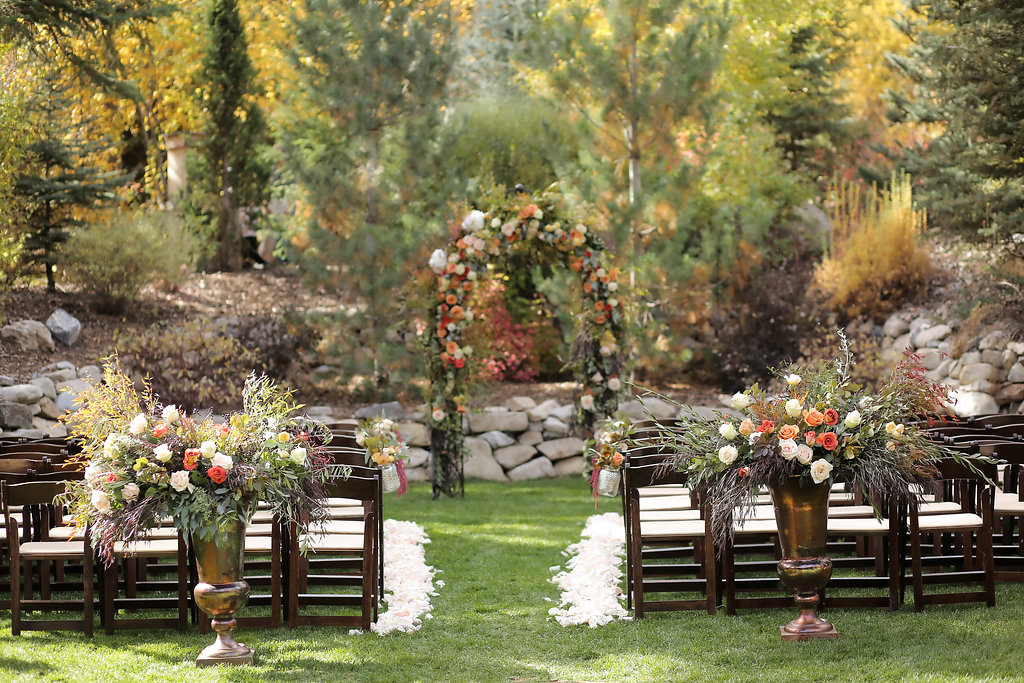 Sundance Wedding | Fall Wedding | Pumpkin Wedding Decor | Michelle Leo Events | Utah Event Planner and Designer | Pepper Nix Photography 