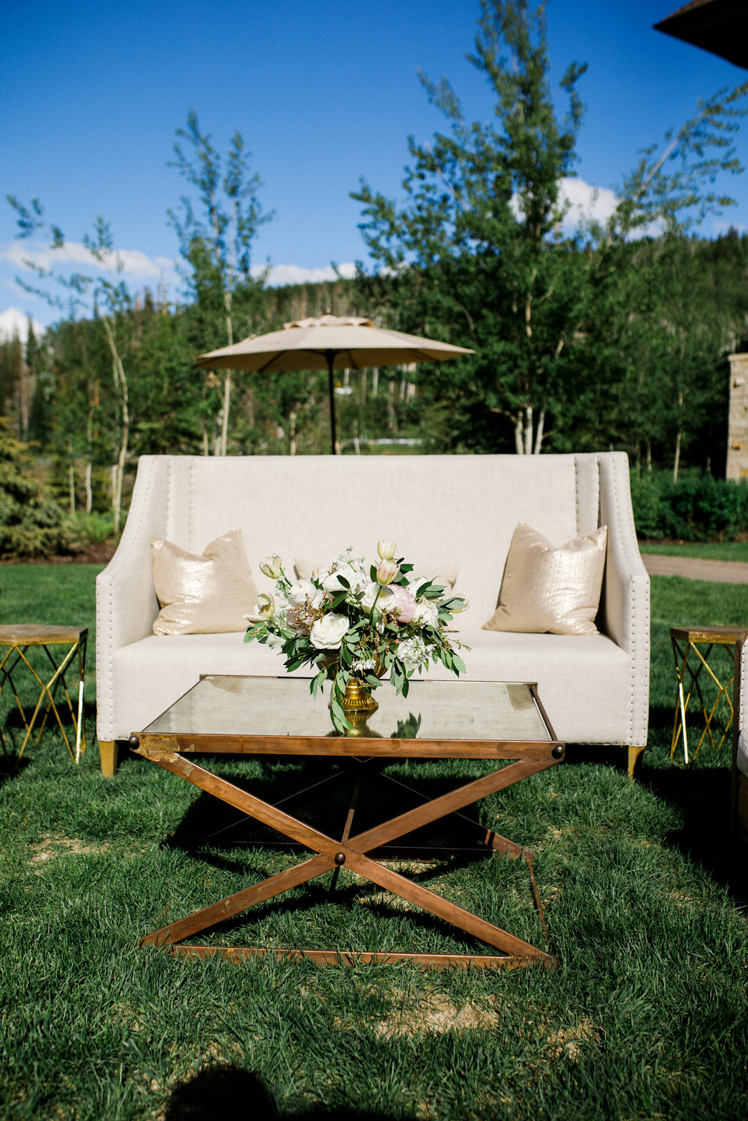 Montage Deer Valley Wedding | Summer Wedding | Neutral Wedding Decor | White Wedding Floral | Michelle Leo Events | Utah Event Planner and Designer | Gideon Photography