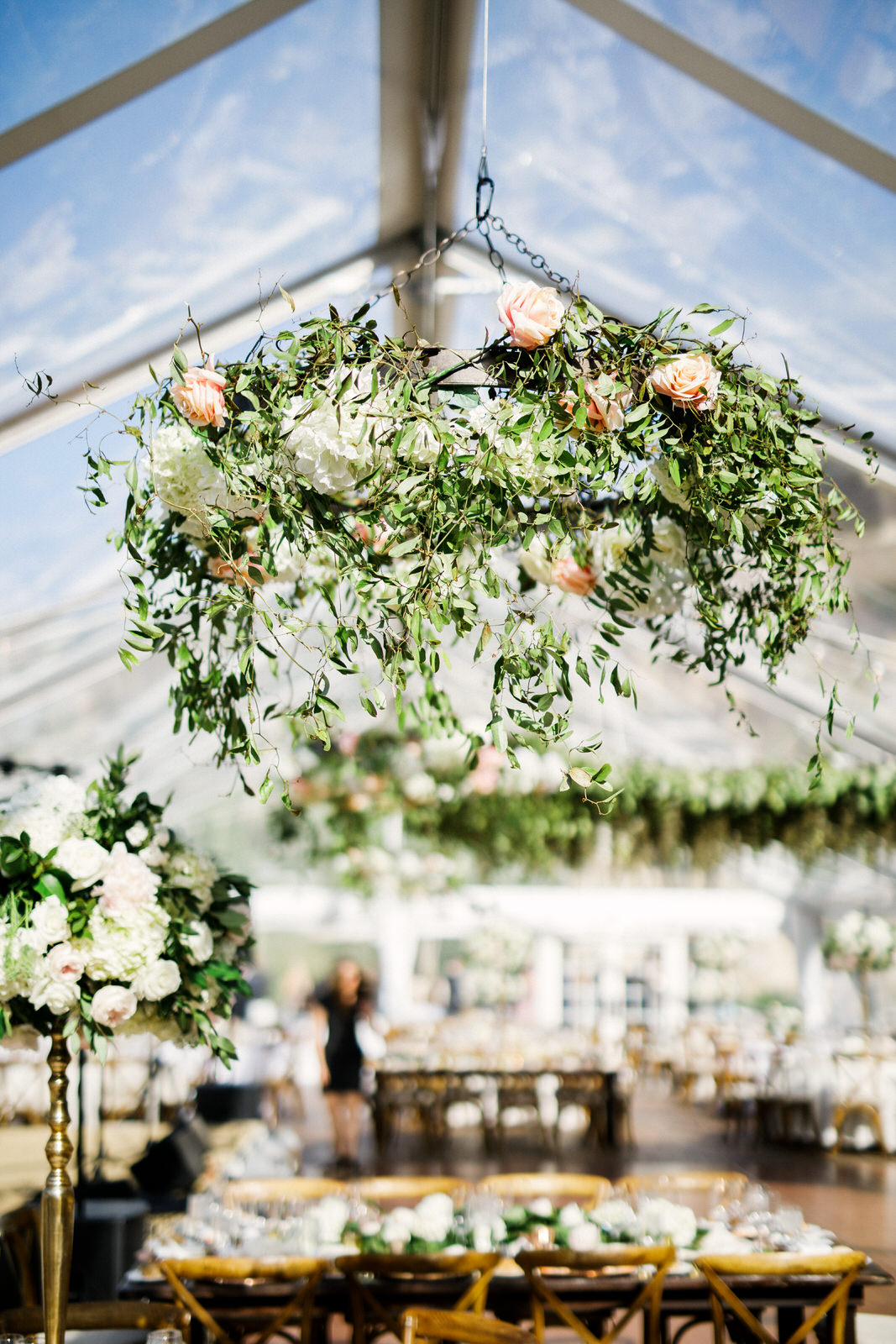 Montage Deer Valley Wedding | Summer Wedding | Neutral Wedding Decor | White Wedding Floral | Michelle Leo Events | Utah Event Planner and Designer | Gideon Photography
