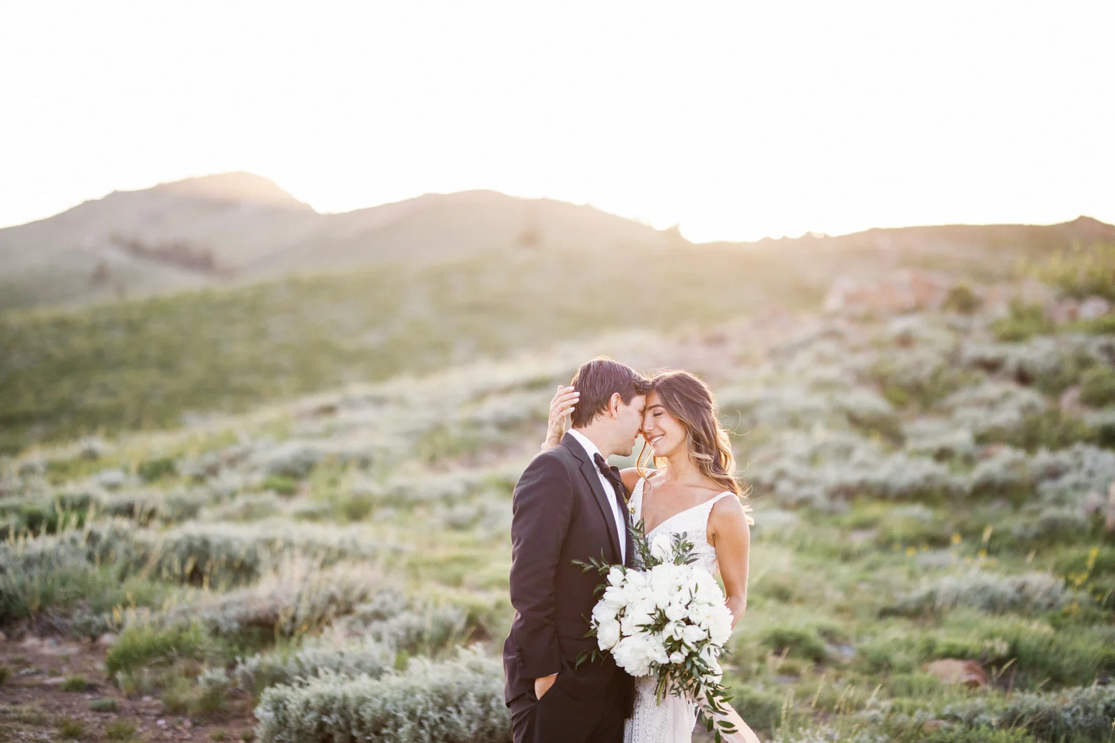 Montage Deer Valley Wedding | Summer Wedding | Neutral Wedding Decor | White Wedding Floral | Michelle Leo Events | Utah Event Planner and Designer | Gideon Photography