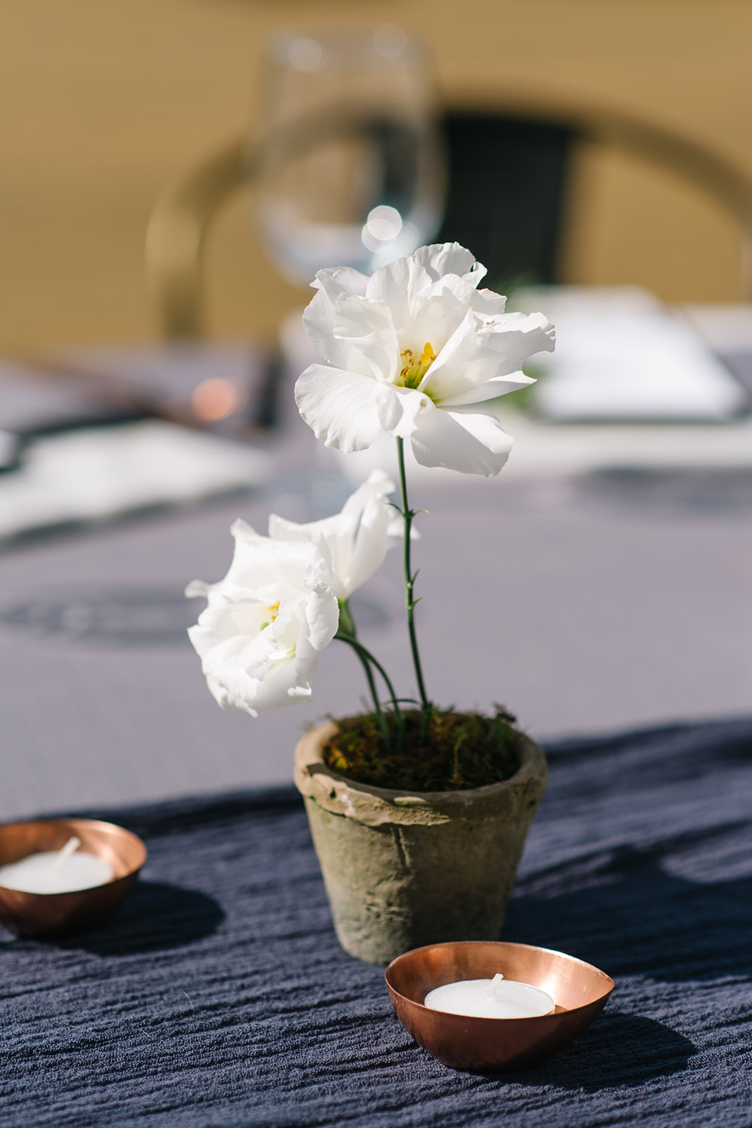 Park City Main Street Wedding | Modern Wedding Design | Navy Wedding Details | Outdoor Wedding | Michelle Leo Events | Utah Event Planner | Heather Nan Photography