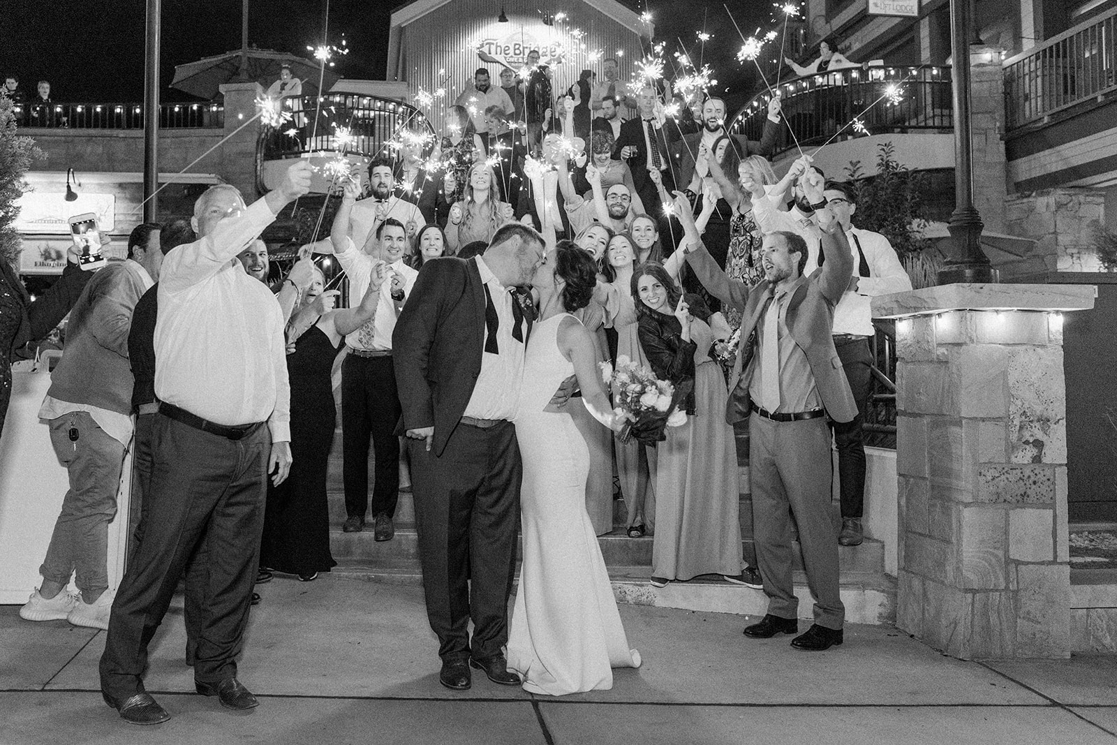 Park City Main Street Wedding | Modern Wedding Design | Navy Wedding Details | Outdoor Wedding | Michelle Leo Events | Utah Event Planner | Heather Nan Photography