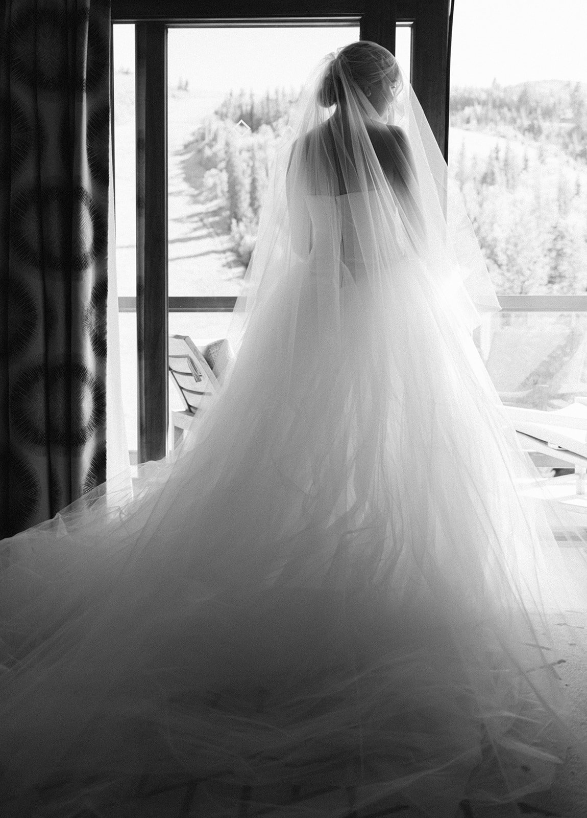 NL_StRegisDeerValleyWedding_GettingReady_82.jpg