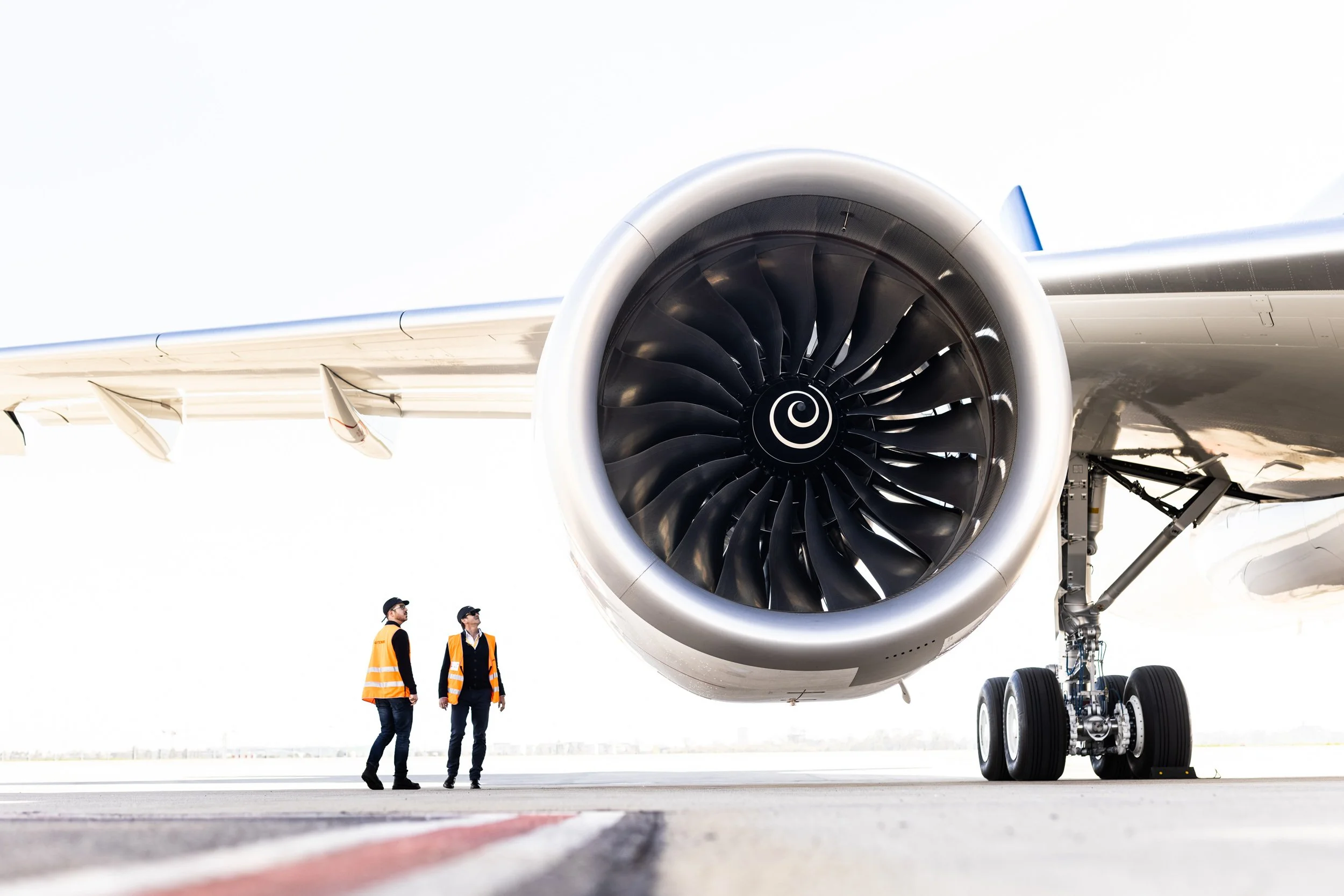 ambiance équipe extérieur.corsair.330 neo delivery.2021.03-43-low definition.jpg