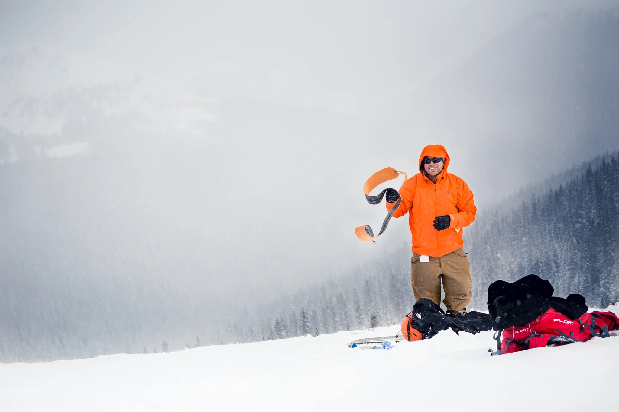bulter gulch_backcountry skiing_skinning_photo by www.tgimage.com.jpg
