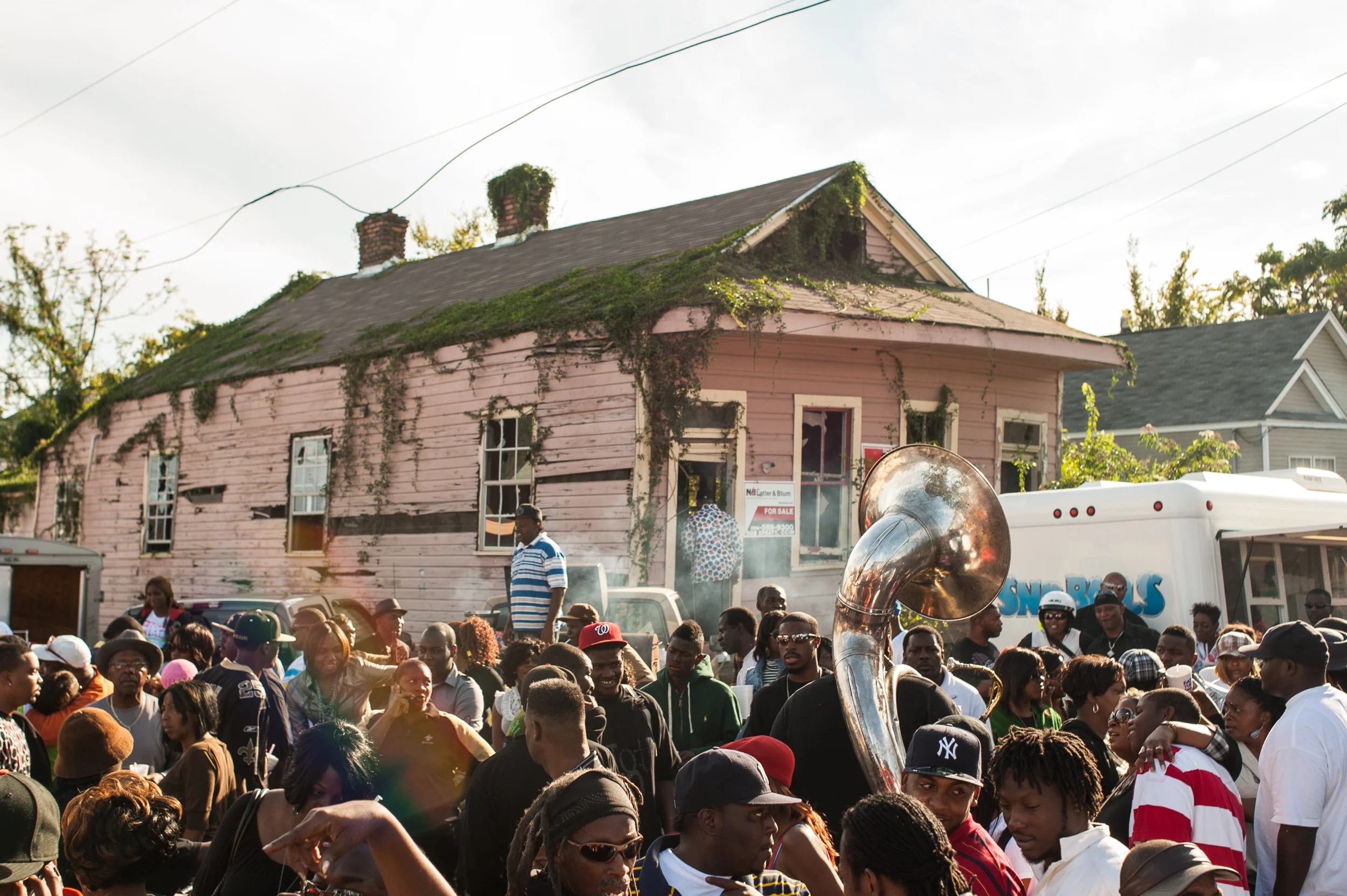 BTG-091025-SecondLine-264.jpg
