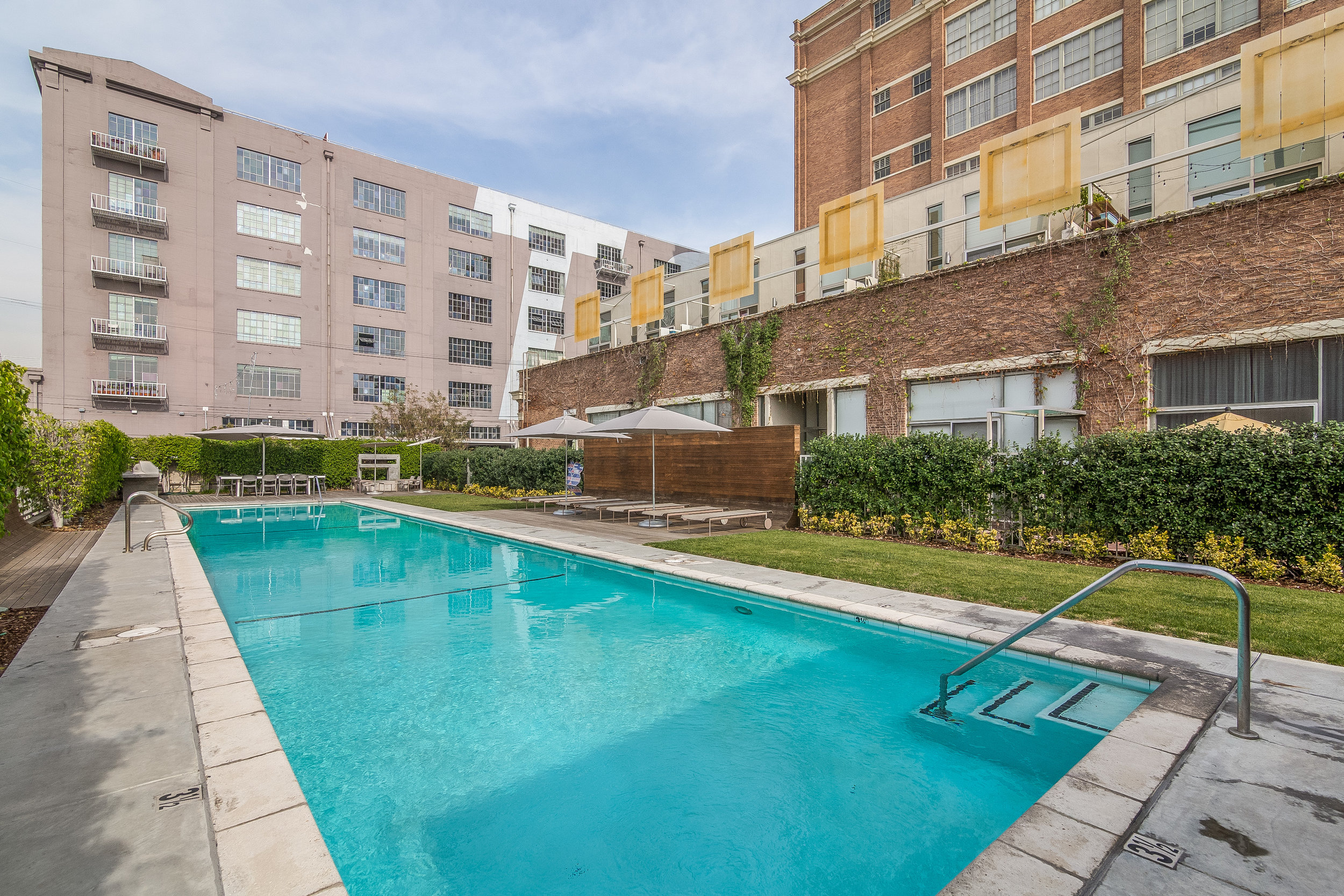 030-Pool-5219620-large.jpg