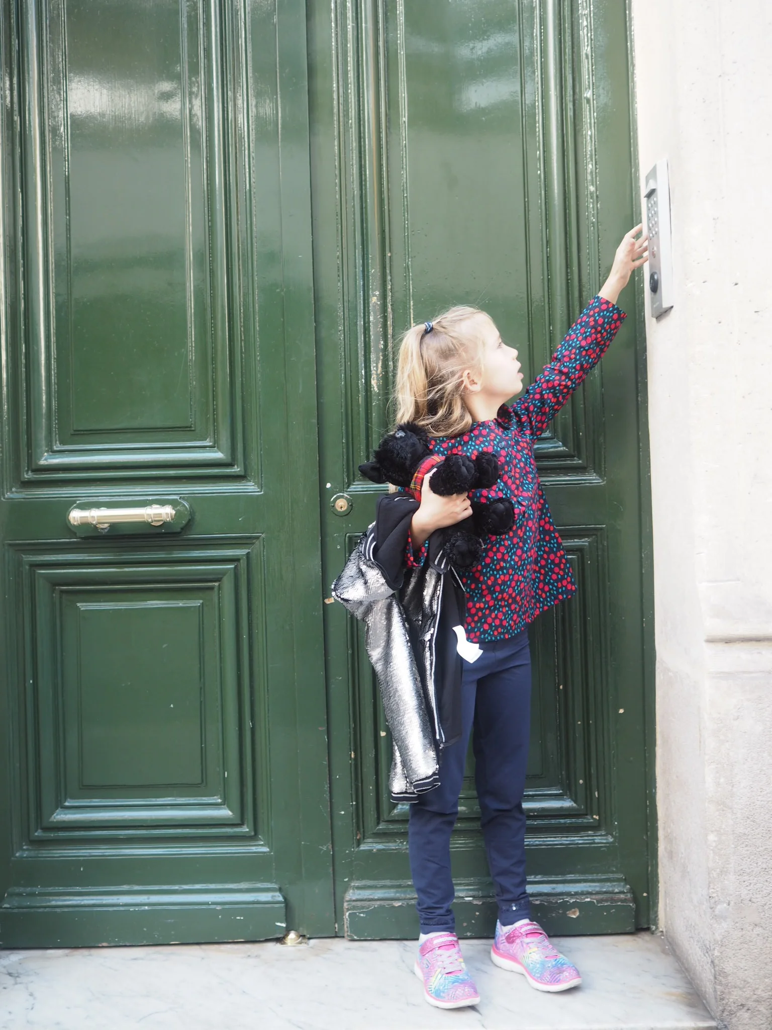 one thing about kids - they can find joy in the littlest things! both kids took it in turns to put the code into the door. it was always almost ww3 If we didn’t keep on top of whose turn it was!