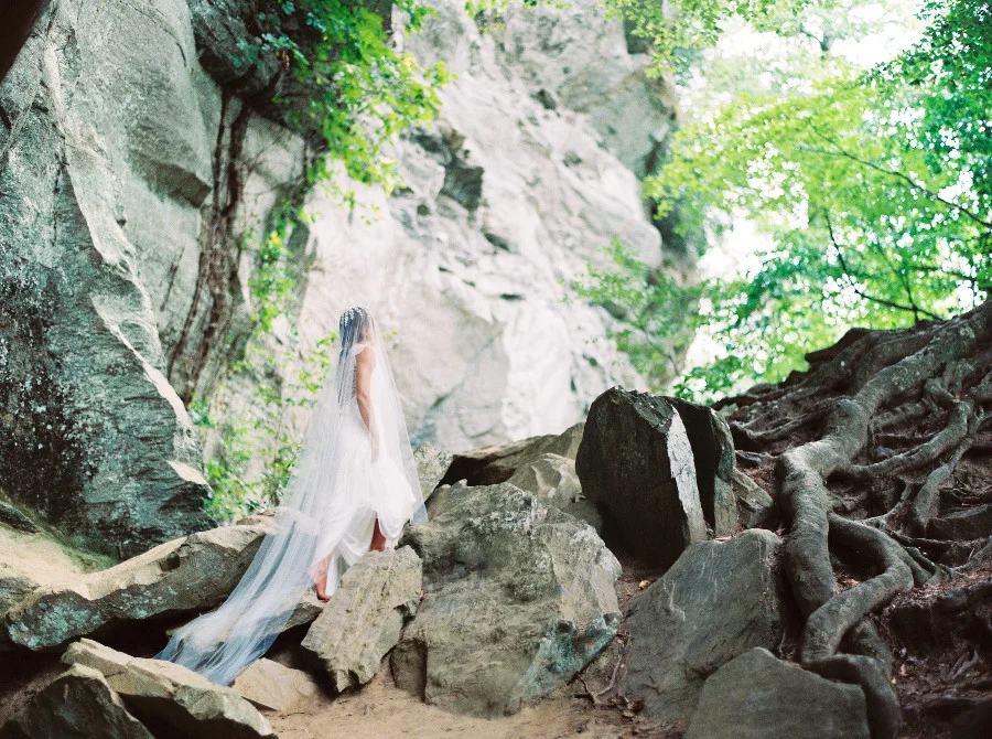 Perry-Vaile-Photography-Rebecca-Rose-Creative-Trendy-Bride-1.jpg