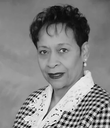 DR. ANNETTE BROCK
