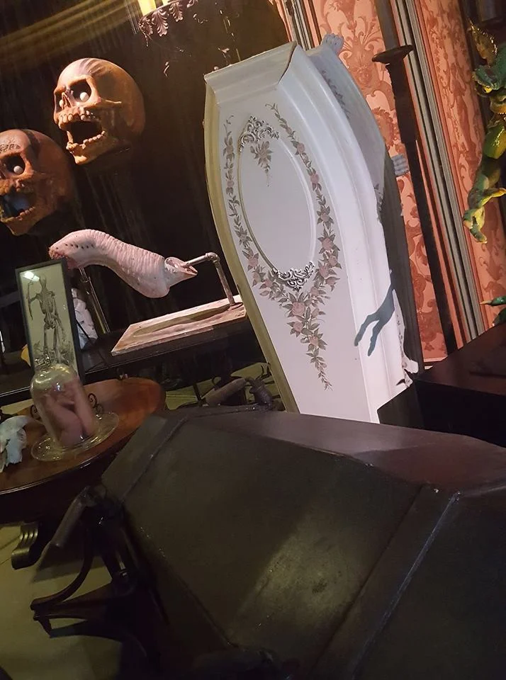 Warner Bros Studio Tour Horror Made Here — Cleverly Catheryn