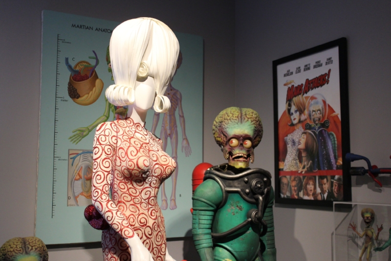 Mars Attacks Warner Bros Studio Tour Hollywood (c) Cleverly Catheryn