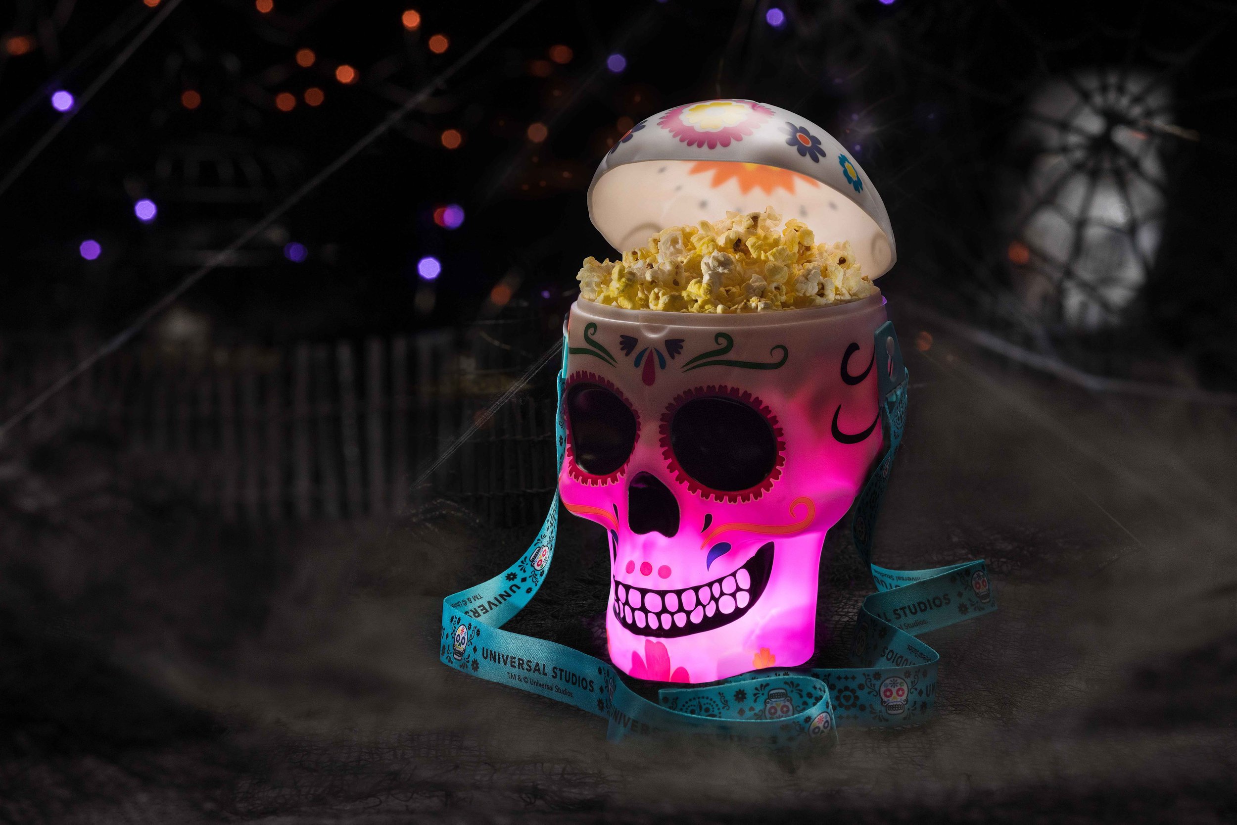 USH HHN 2022 - Skull Popcorn Bucket.jpg