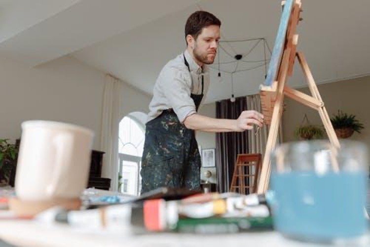 Hobbies Worth Trying If You Have Lots of Time to Spare