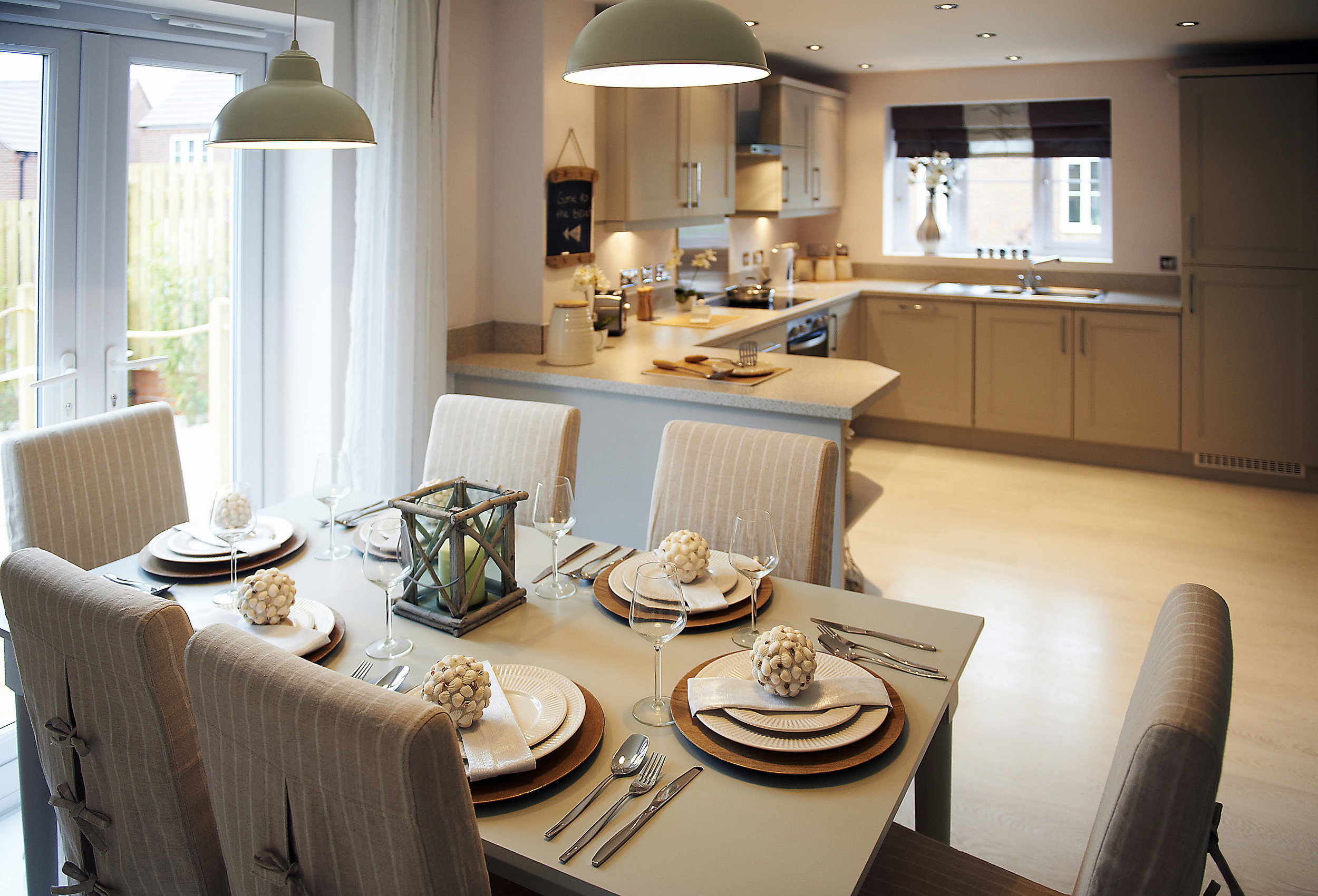 DANIELGRAVES_PORTFOLIO_EXAMPLE_08.jpg