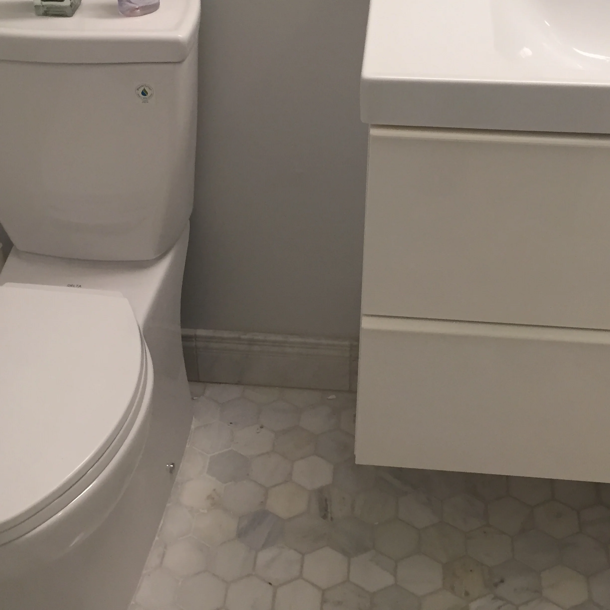 Hoboken Bathroom Carrara Marble