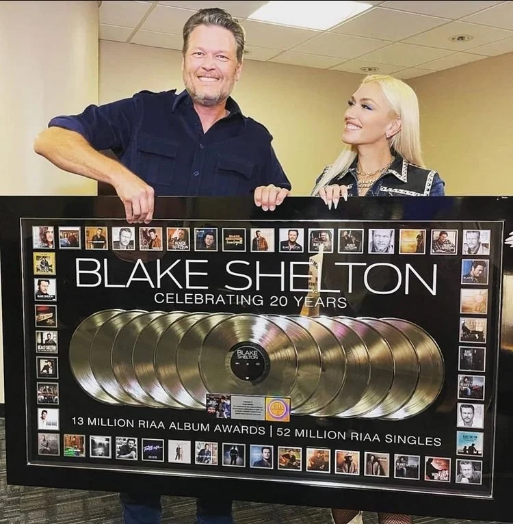 Components:  Silk Screen  Lp Label